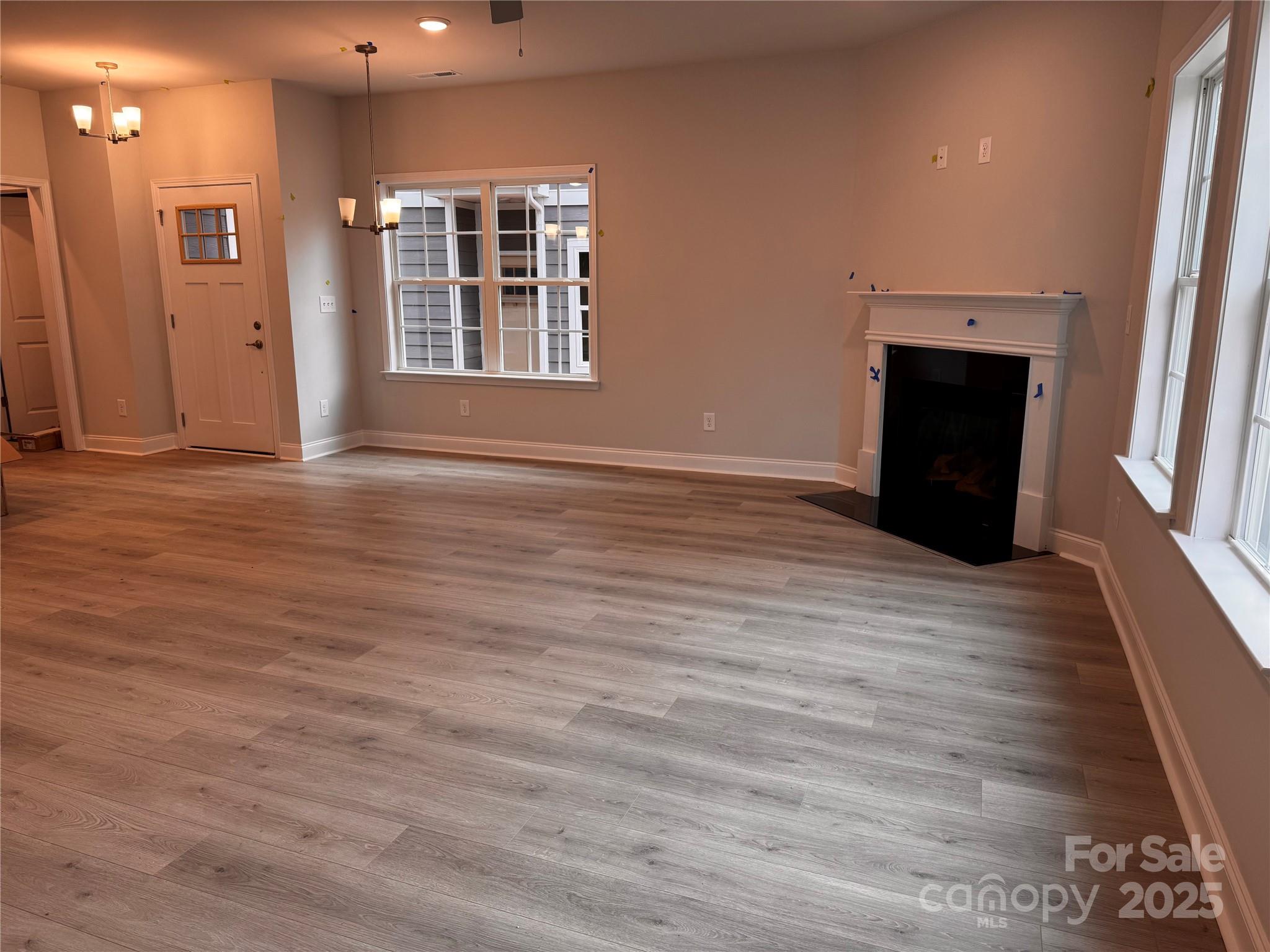 4069 Port Richmond Avenue 16 Property Photo 5