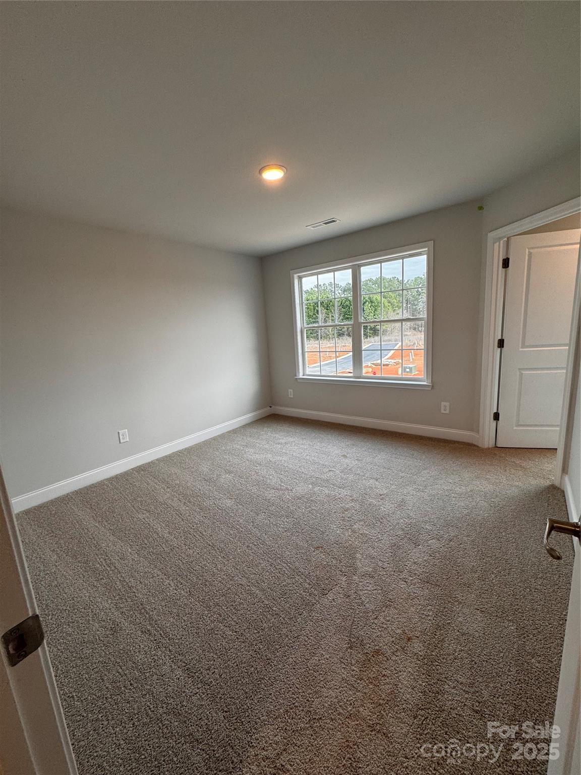4069 Port Richmond Avenue 16 Property Photo 15