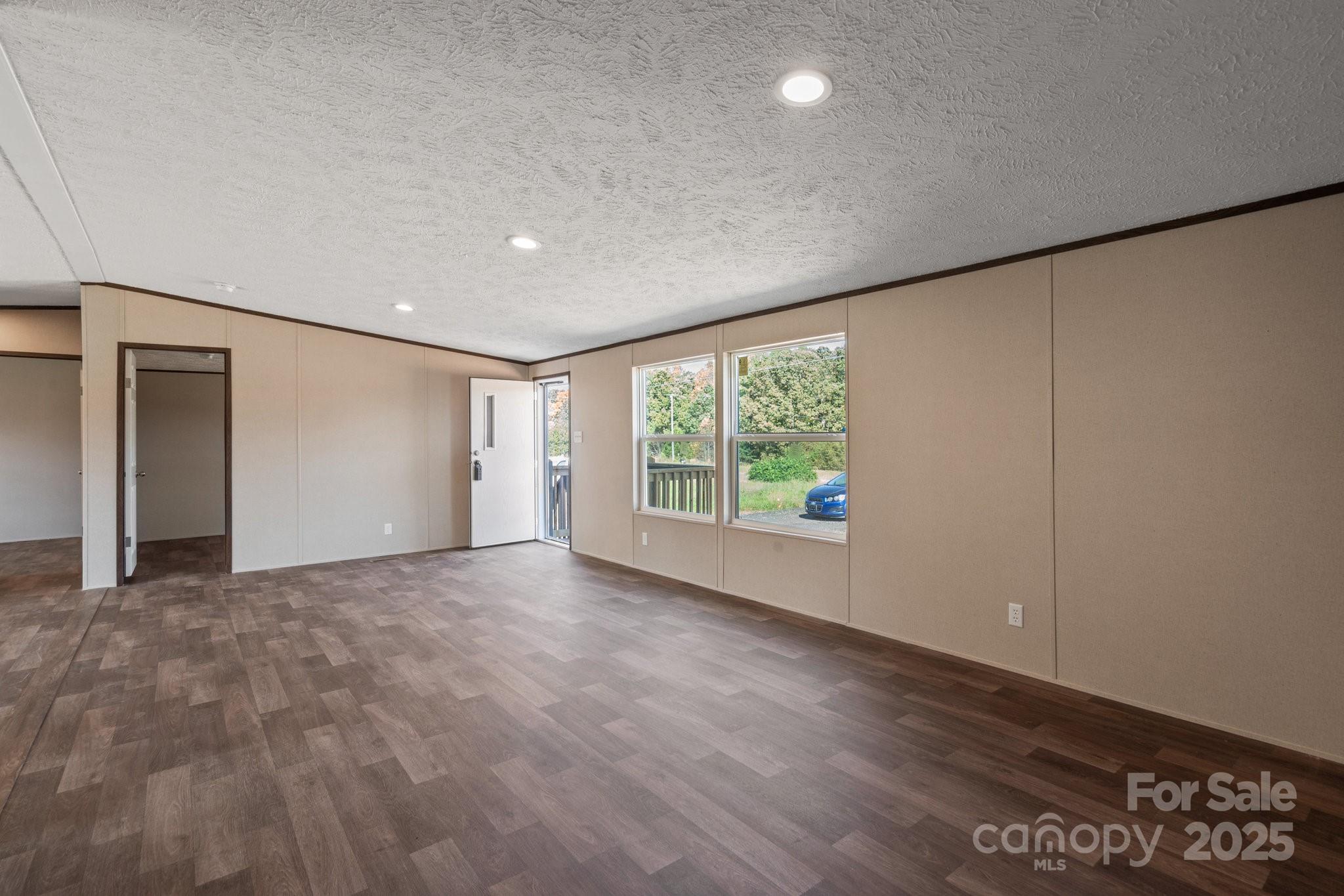 1128 Bethesda Road Property Photo 5