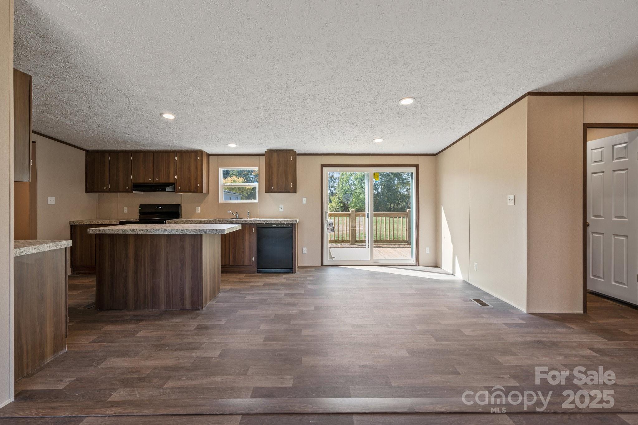 1128 Bethesda Road Property Photo 11