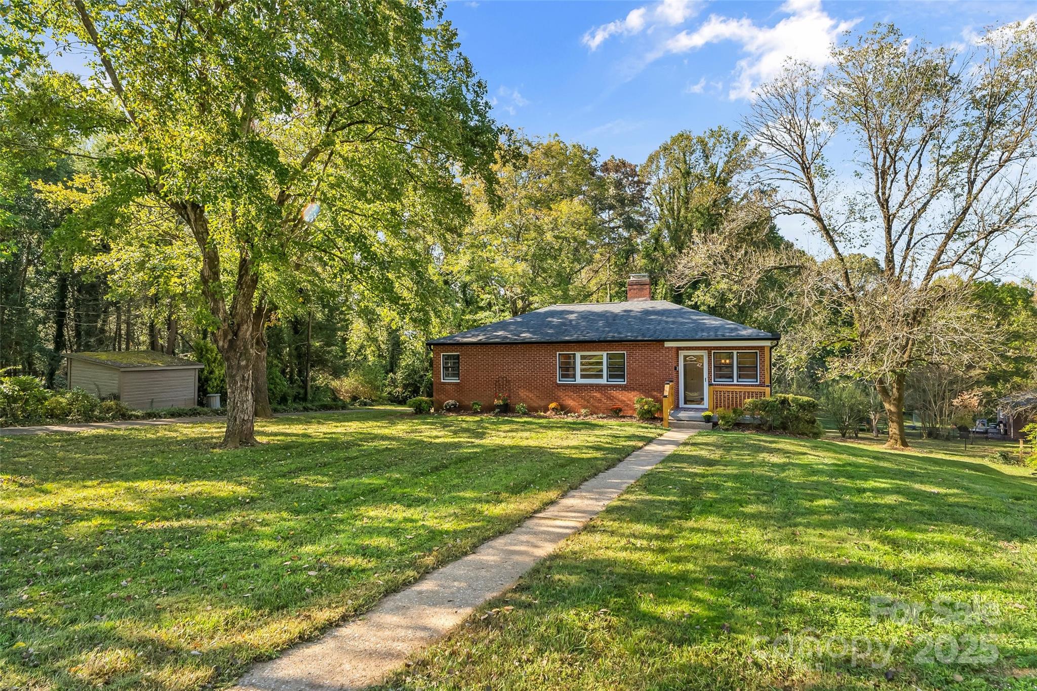 105 Walton Road Property Photo 1
