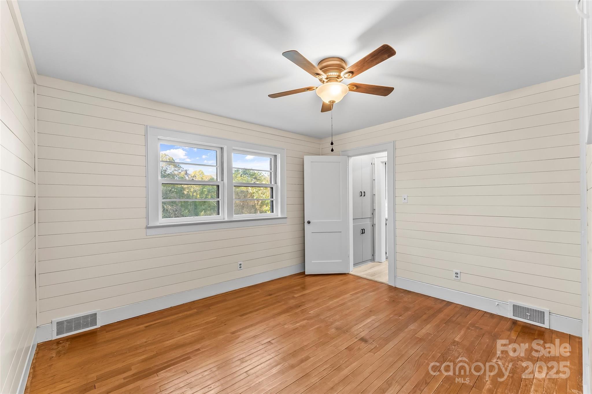 105 Walton Road Property Photo 11
