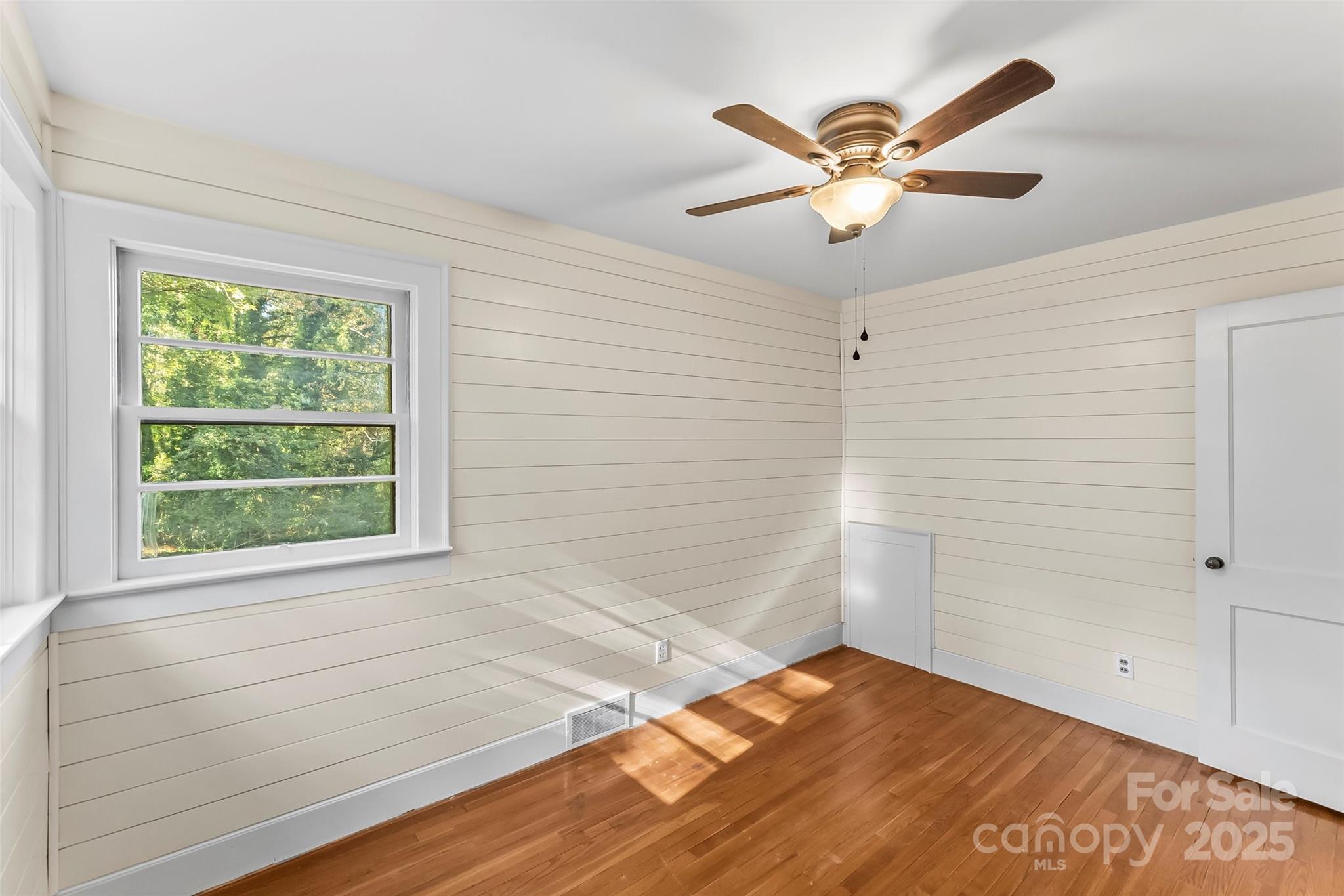 105 Walton Road Property Photo 15