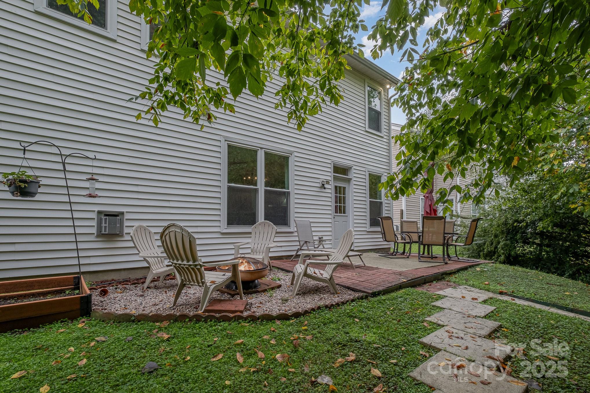 4741 Nijinsky Court Property Photo 27