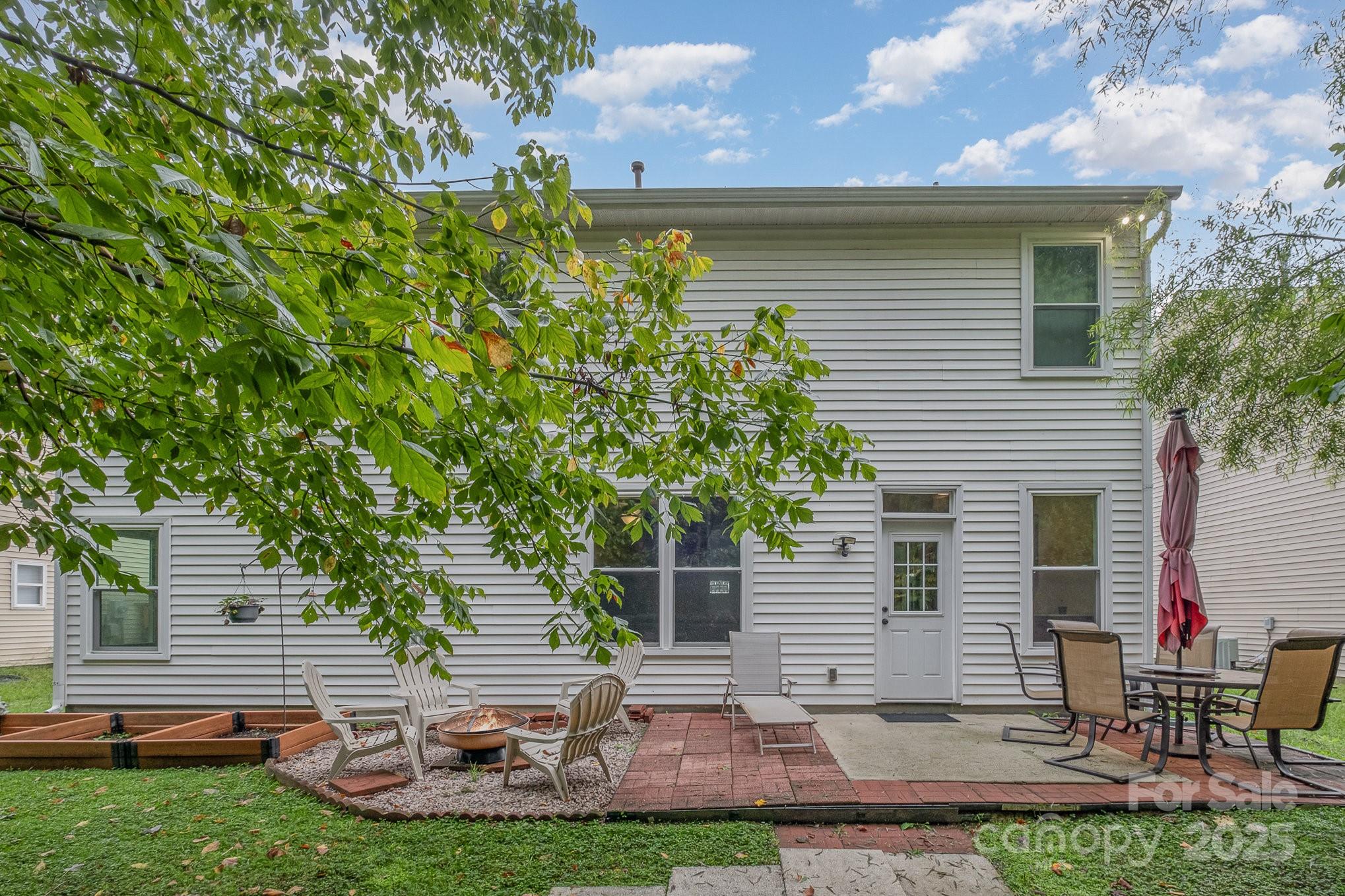 4741 Nijinsky Court Property Photo 28