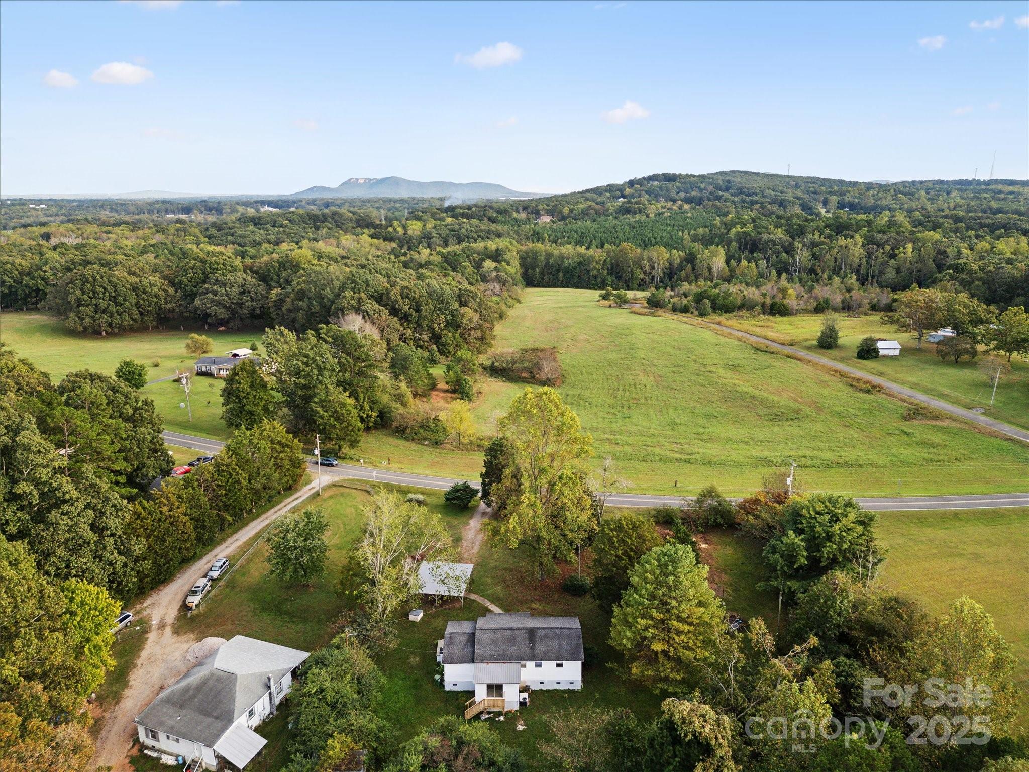 723 Chestnut Ridge Church Road Property Photo 4