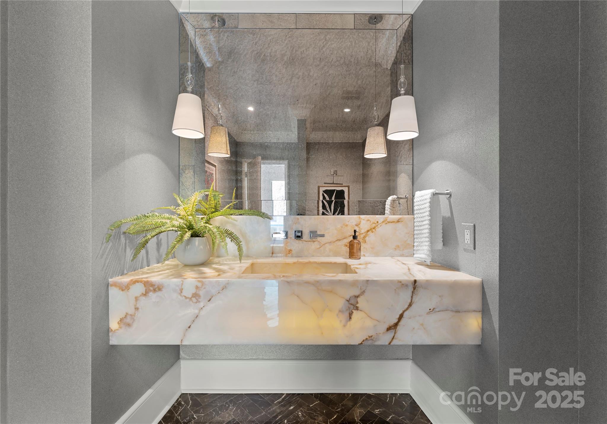 4231 Fox Brook Lane Property Photo 20