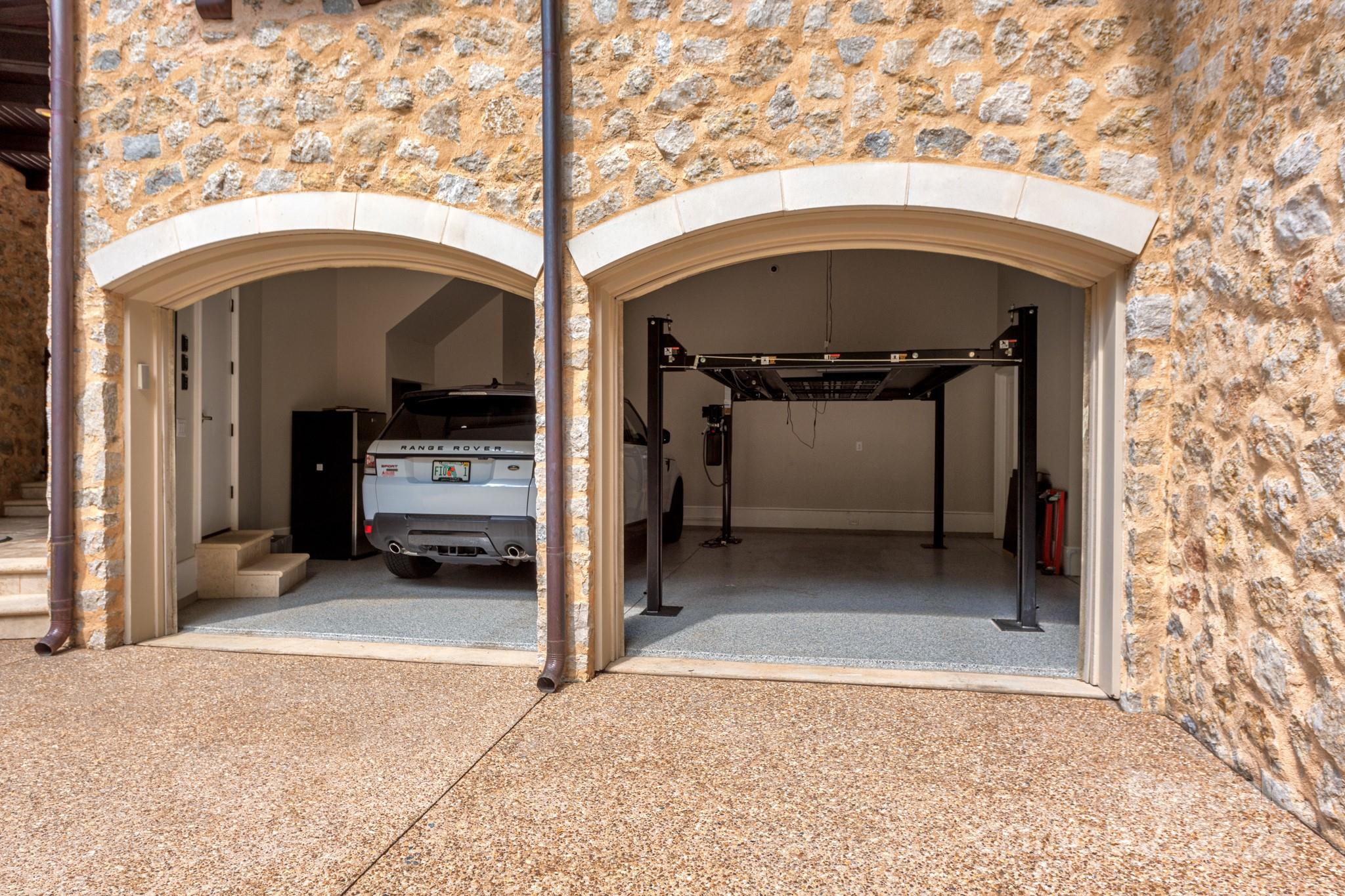 4231 Fox Brook Lane Property Photo 46