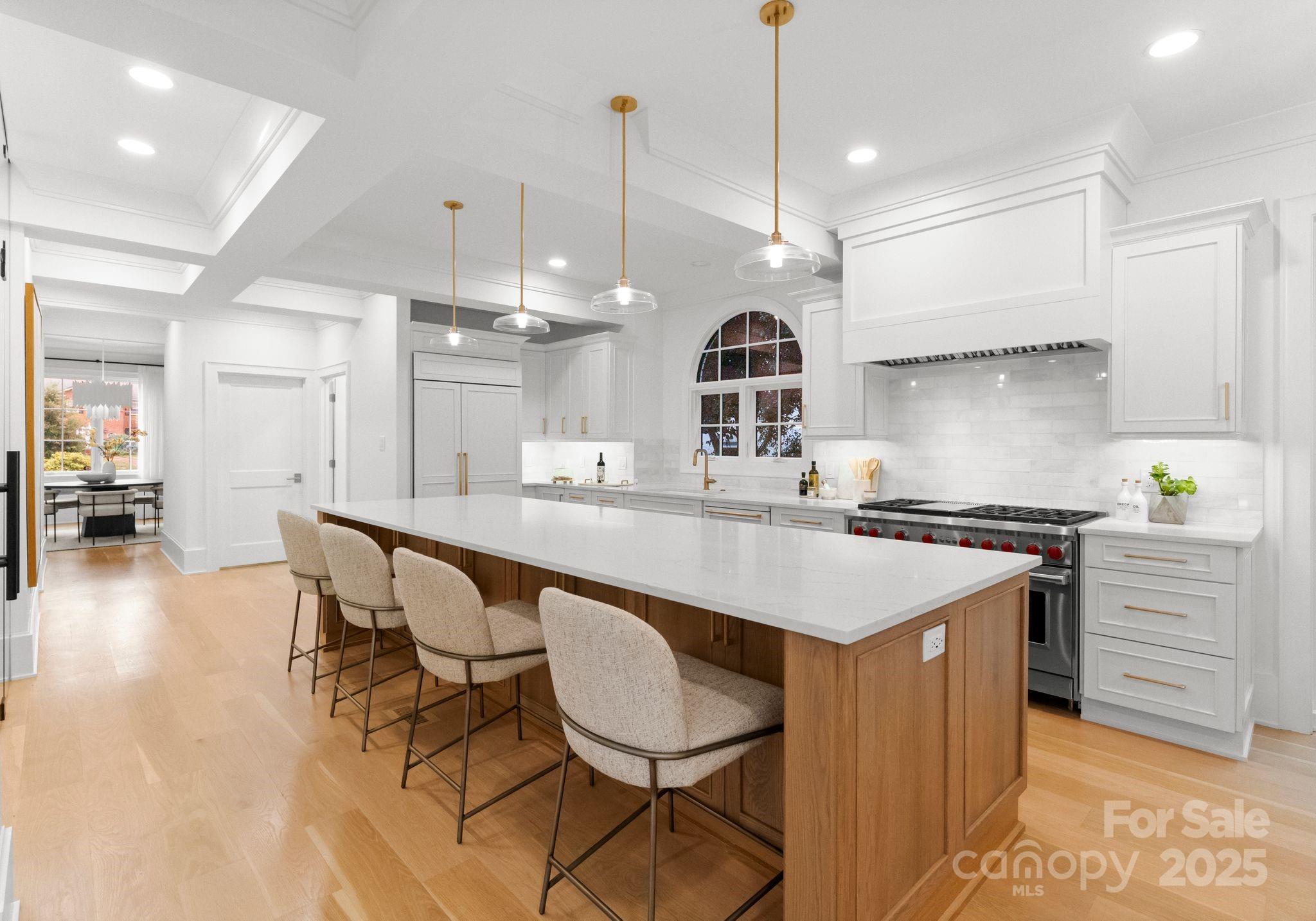 1446 Queens Road Property Photo 4