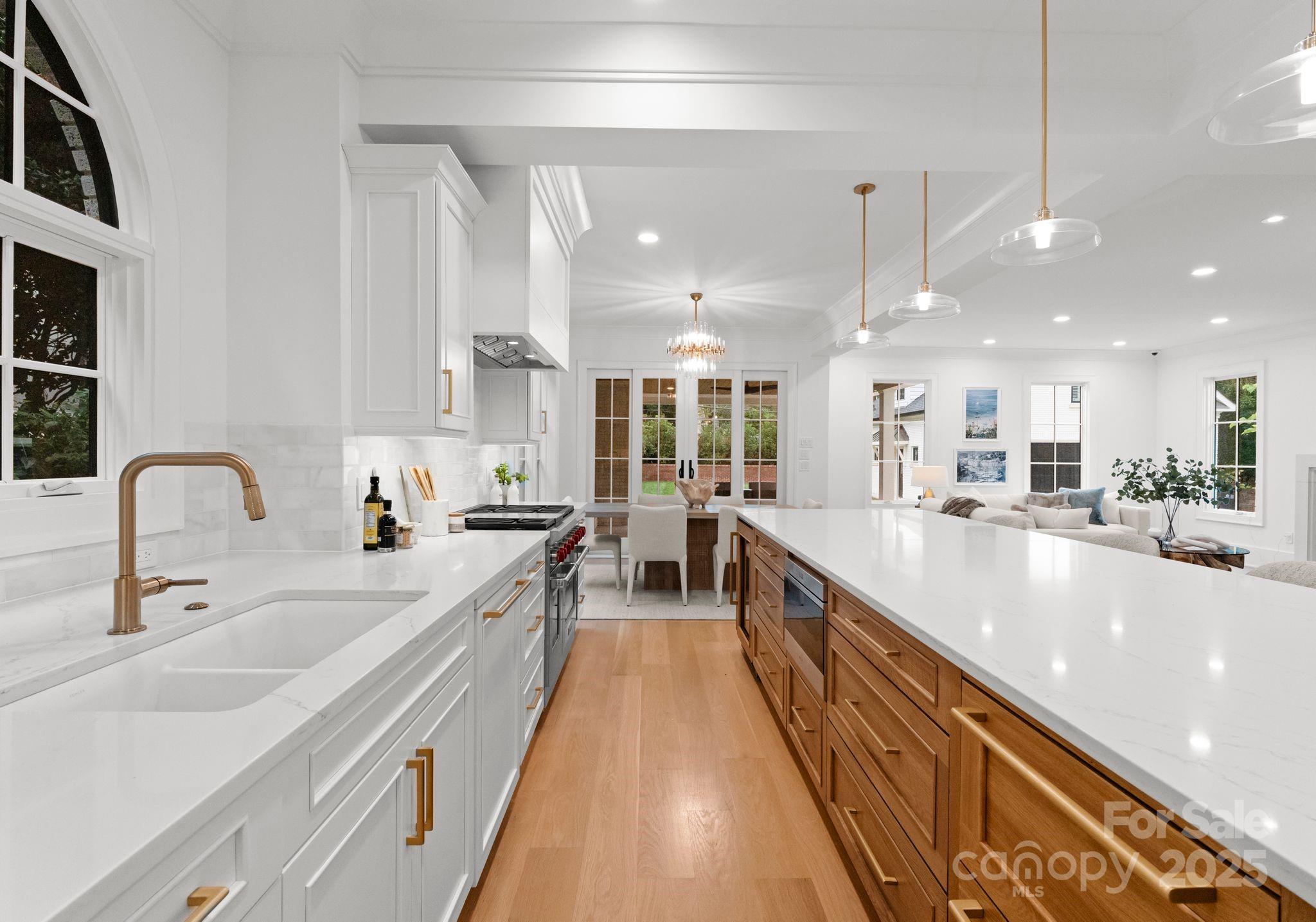 1446 Queens Road Property Photo 7