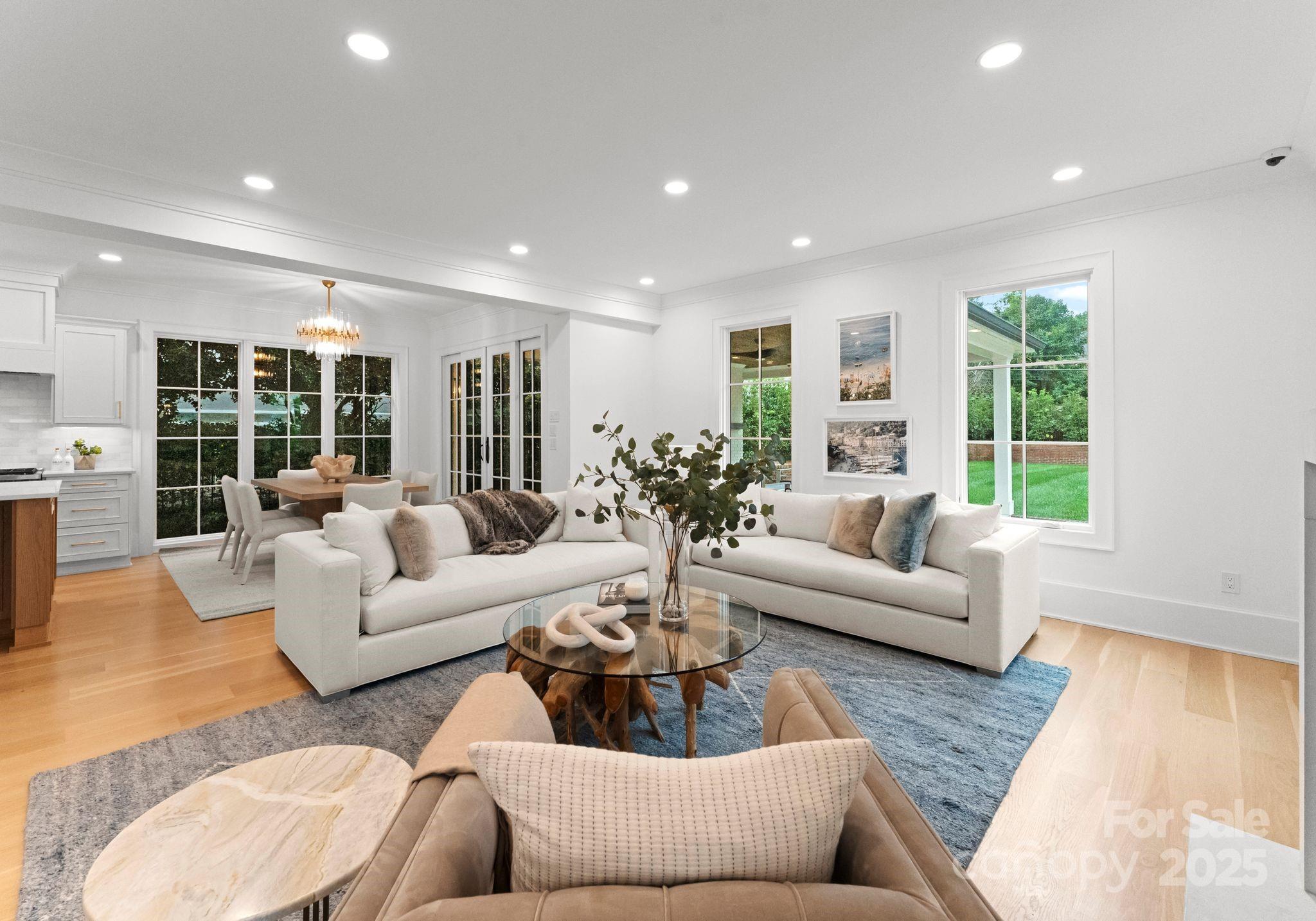 1446 Queens Road Property Photo 11