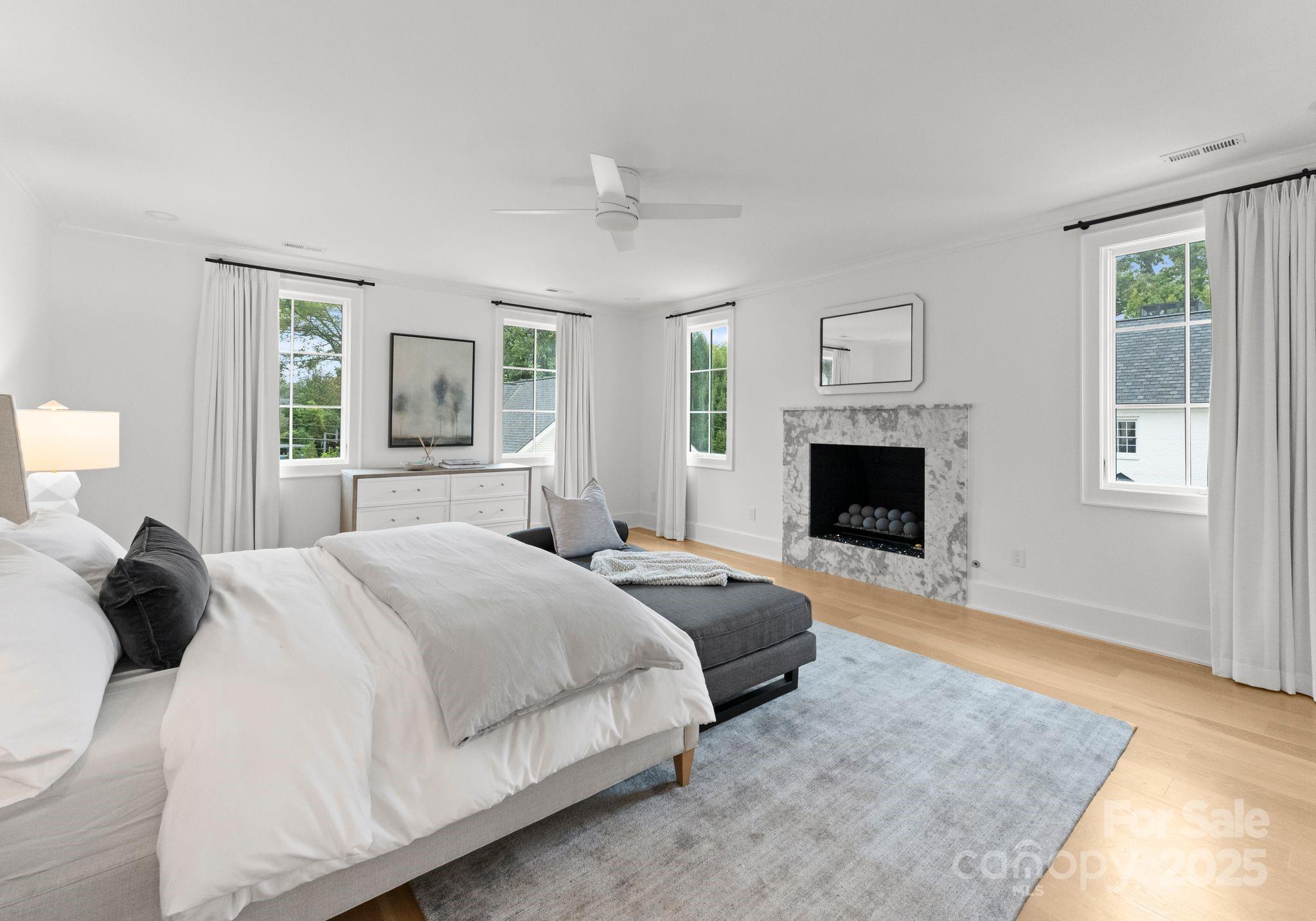 1446 Queens Road Property Photo 14