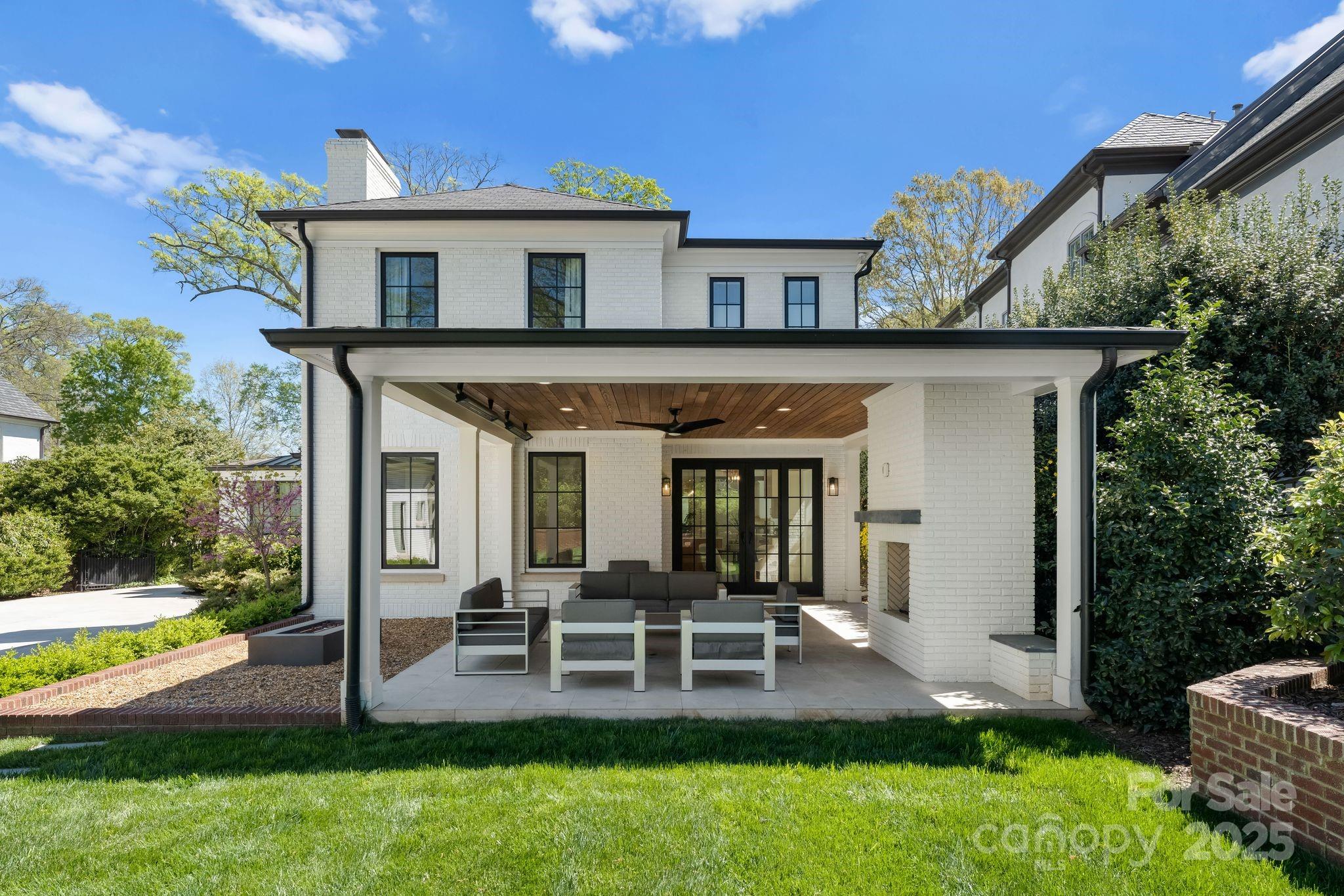 1446 Queens Road Property Photo 21