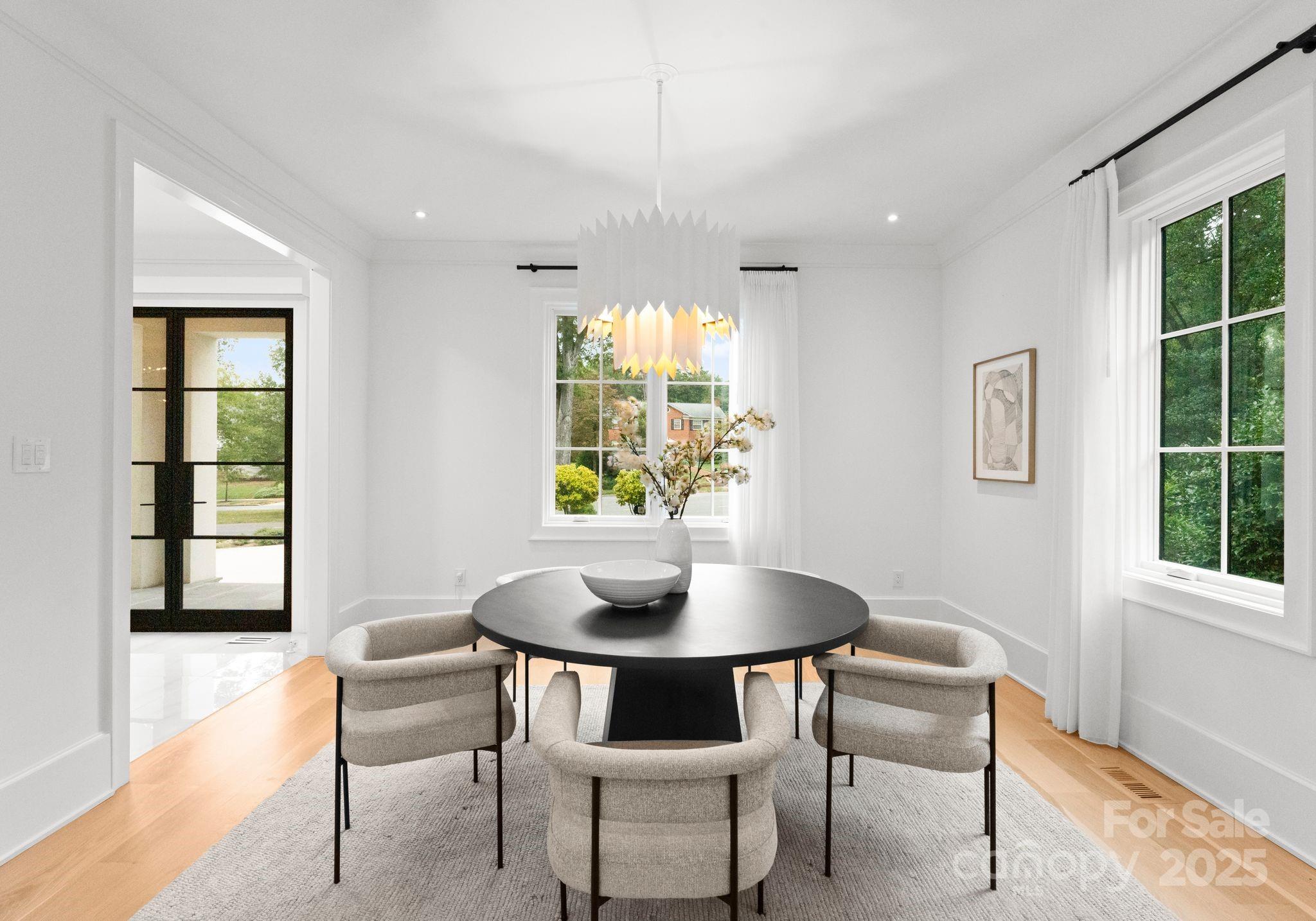 1446 Queens Road Property Photo 32