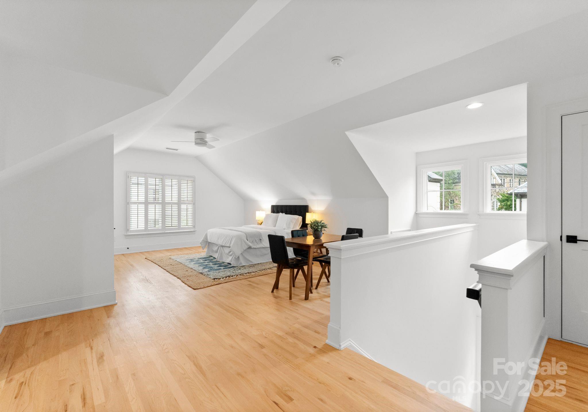 1446 Queens Road Property Photo 44