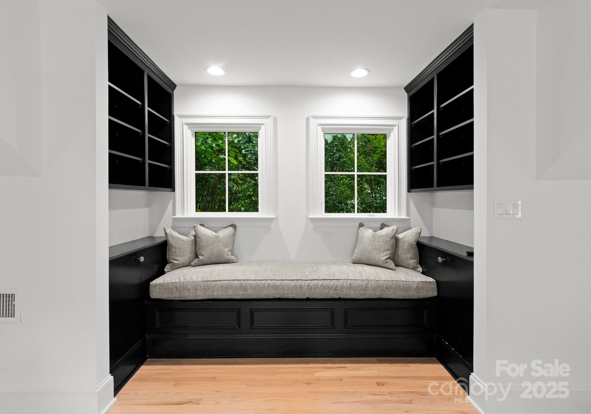1446 Queens Road Property Photo 46