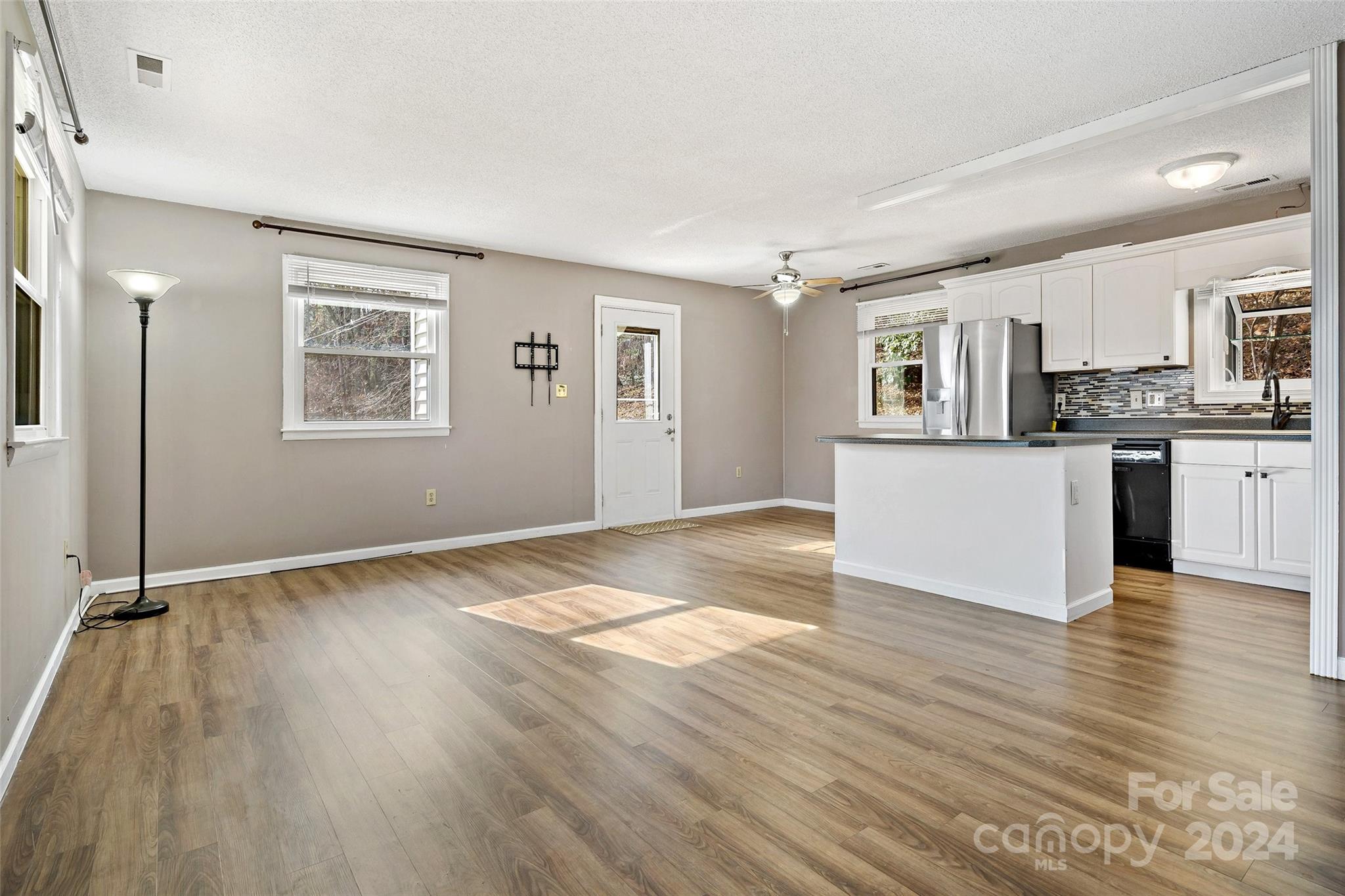 123 Avondale Ridge Road Property Photo 11