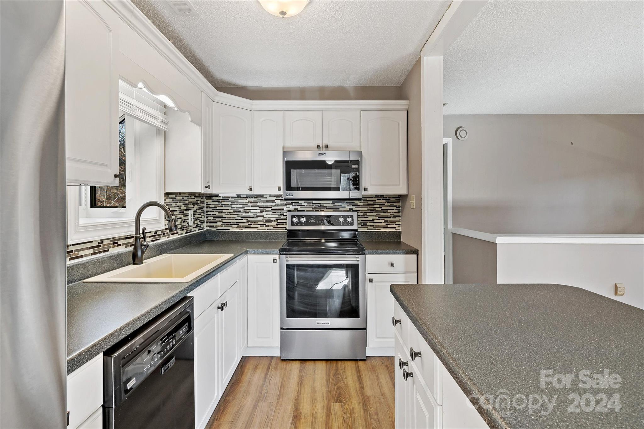 123 Avondale Ridge Road Property Photo 15