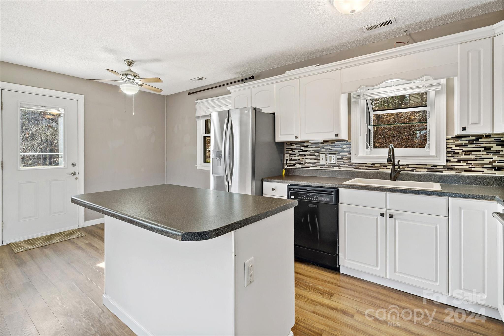 123 Avondale Ridge Road Property Photo 18
