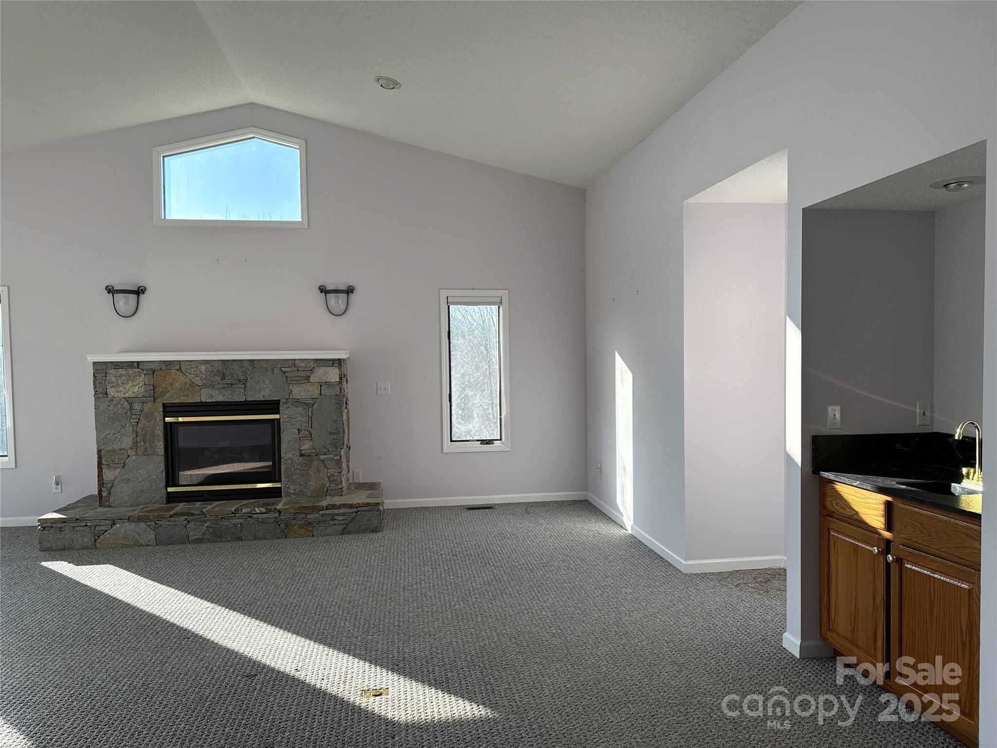 24 Loridon Drive Property Photo 7