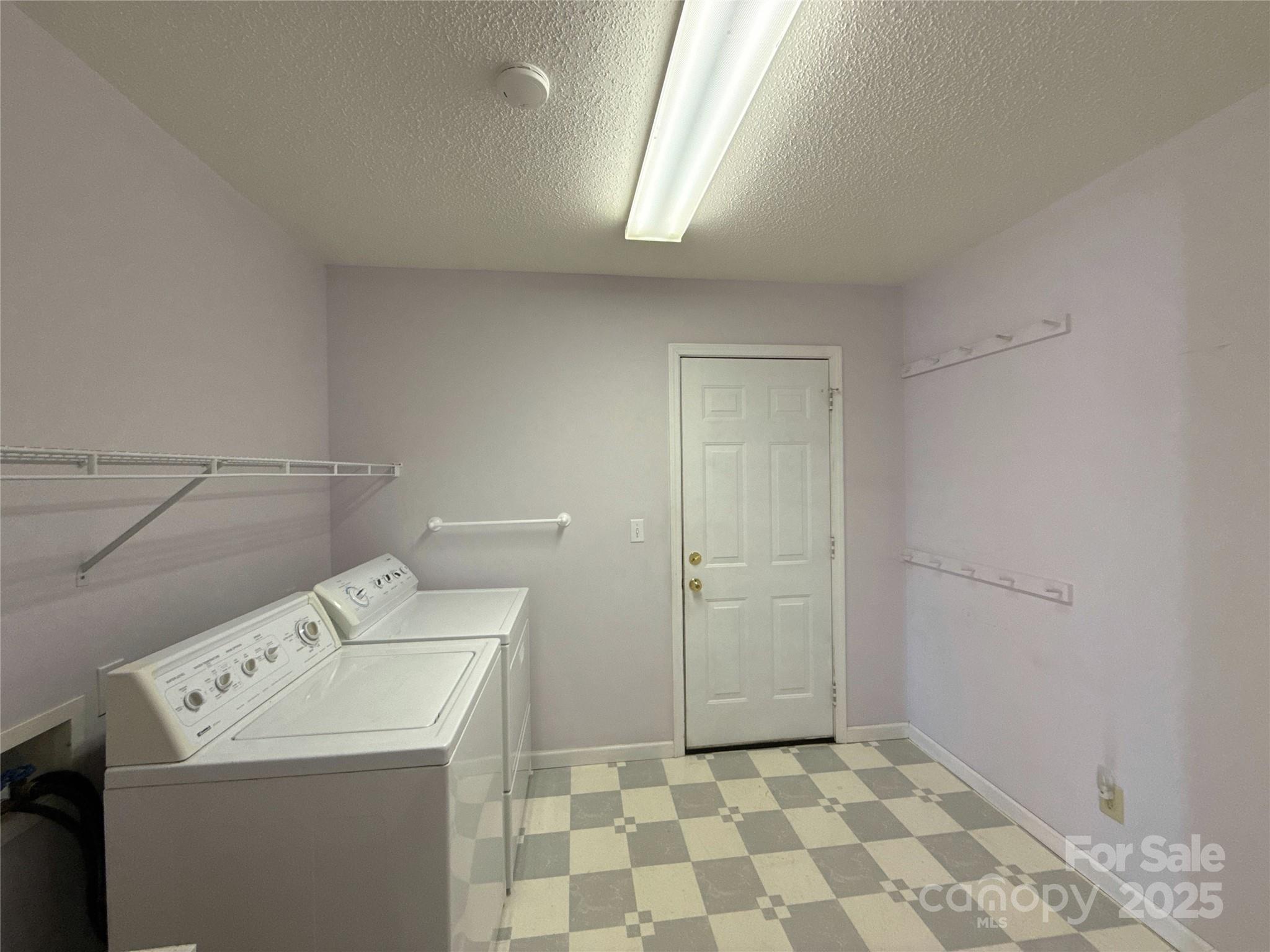 24 Loridon Drive Property Photo 35