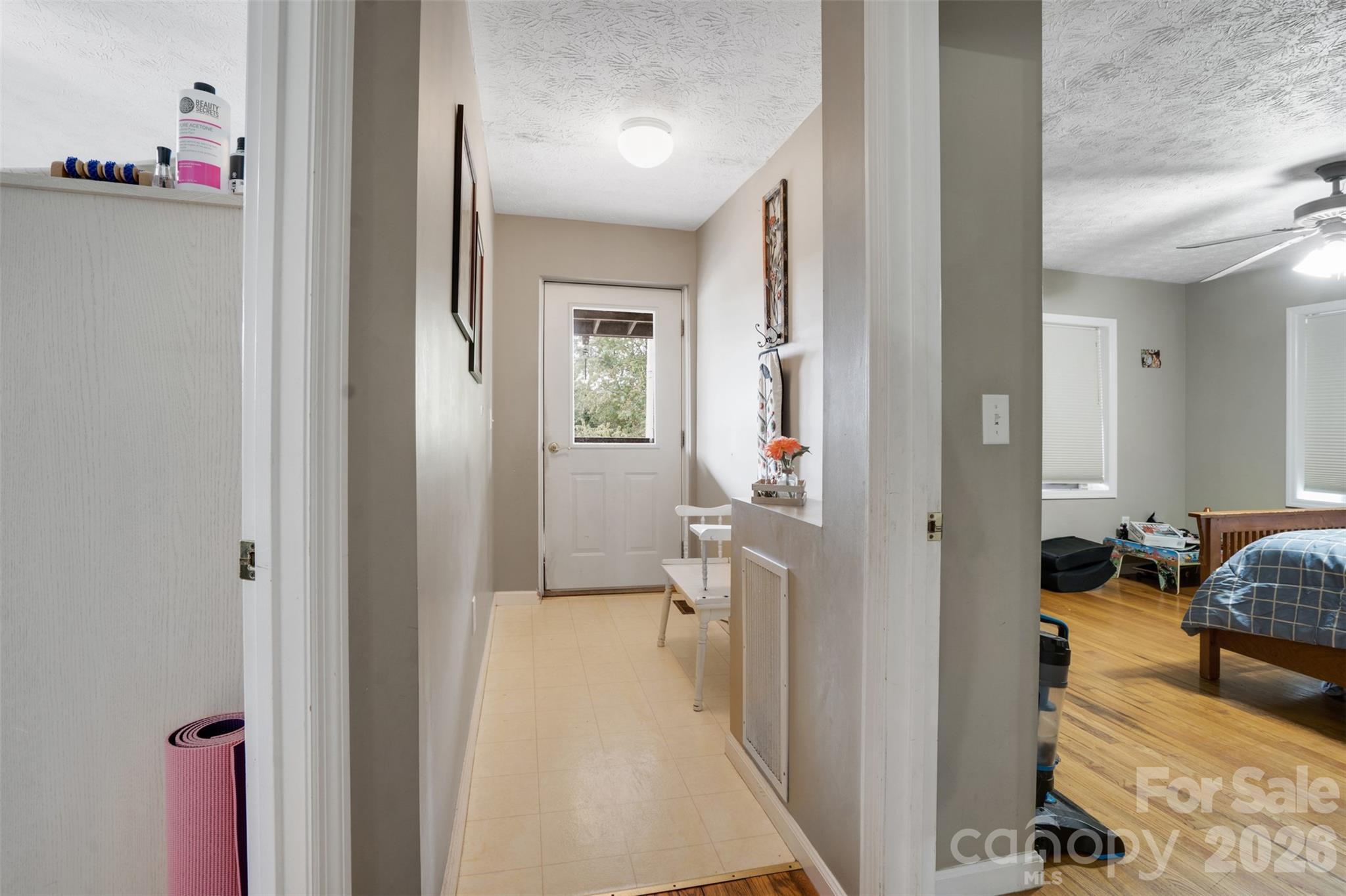 6 Sanderson Street Property Photo 19