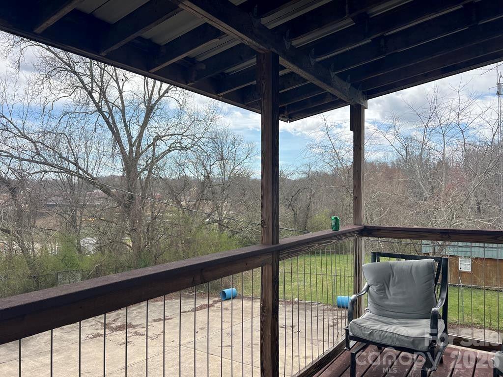 6 Sanderson Street Property Photo 38