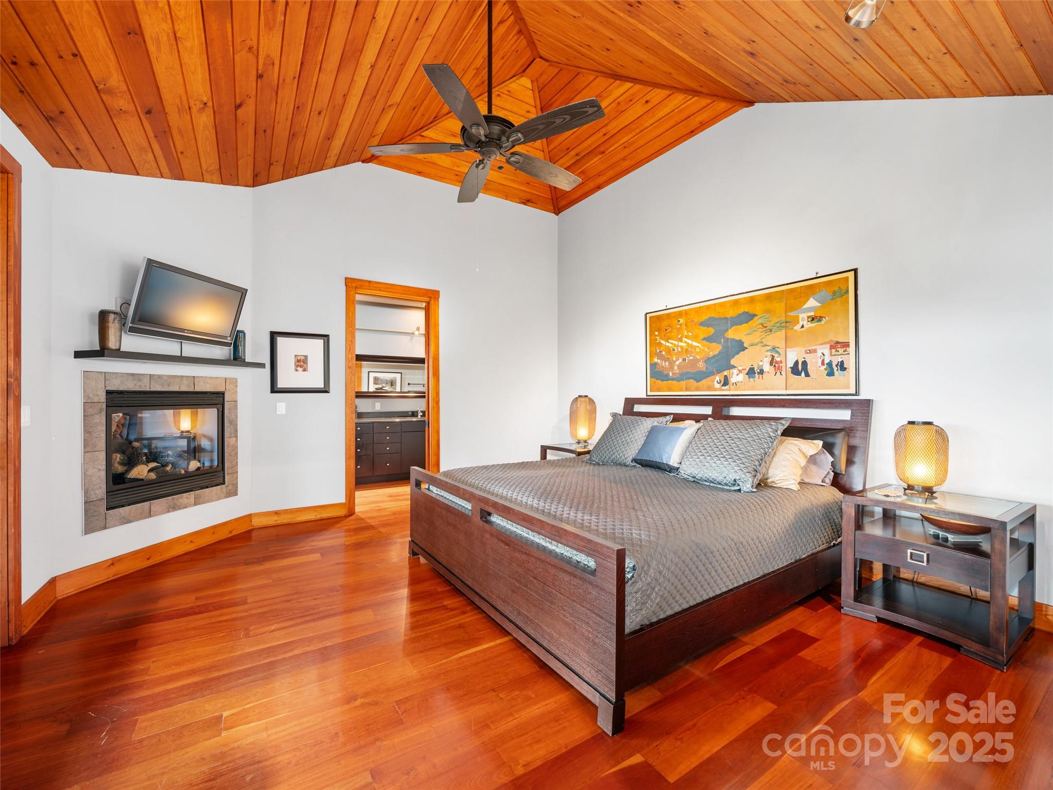 393 Deer Trail Drive Property Photo 14