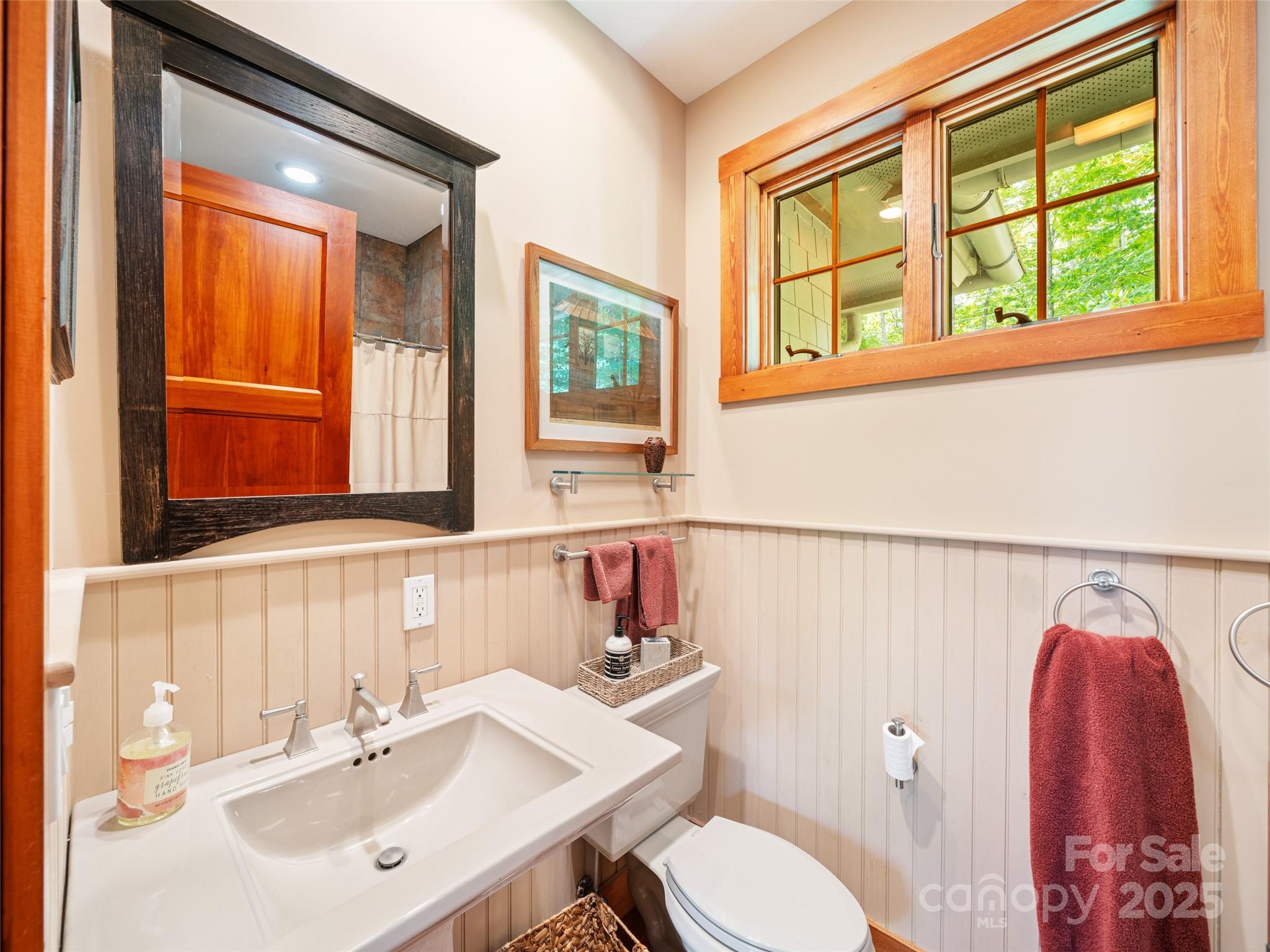 393 Deer Trail Drive Property Photo 21