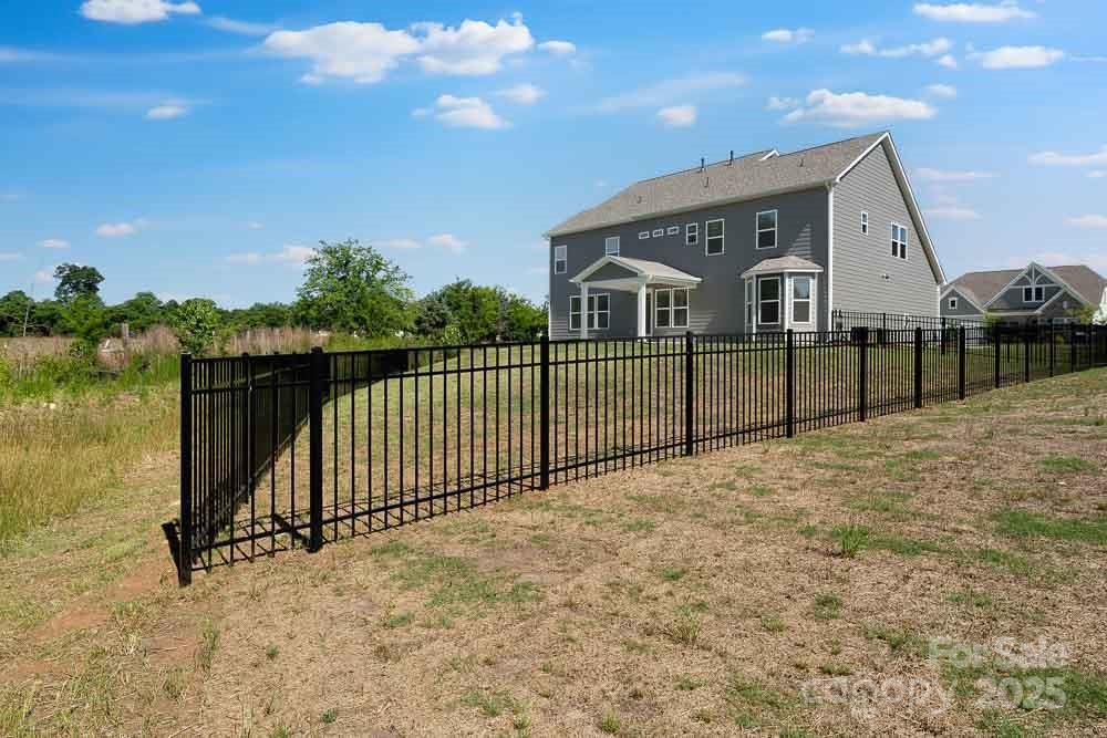 5735 Allburn Parkway Property Photo 29