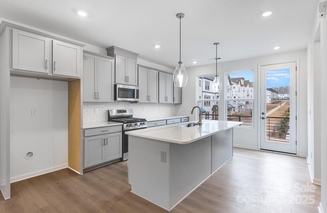 1617 Blanche Street Property Photo 1