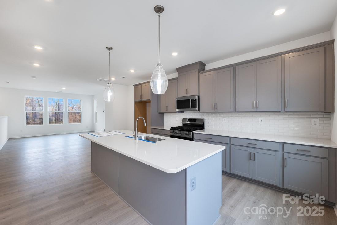 1617 Blanche Street Property Photo 3