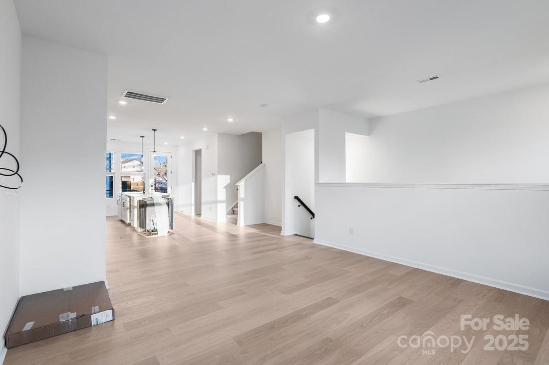 1609 Blanche Street Property Photo 5