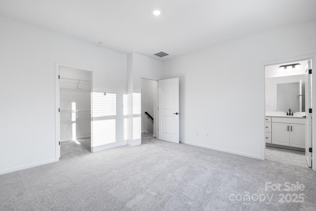 1609 Blanche Street Property Photo 6