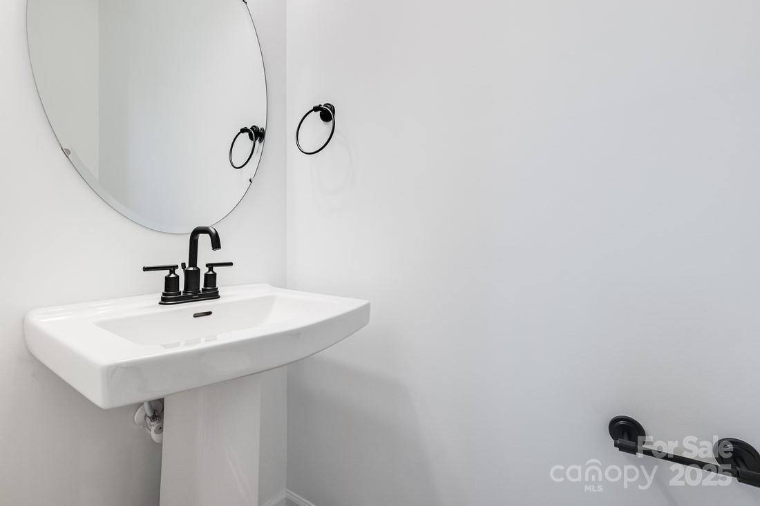 1609 Blanche Street Property Photo 14