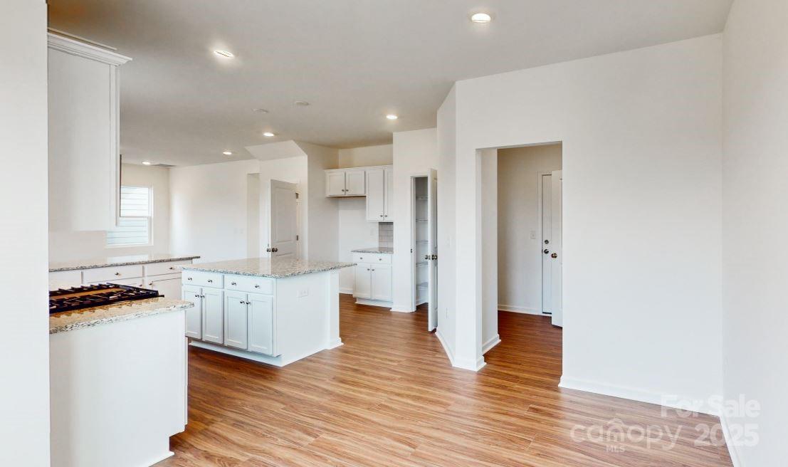 2074 Van Buren Road Property Photo 7