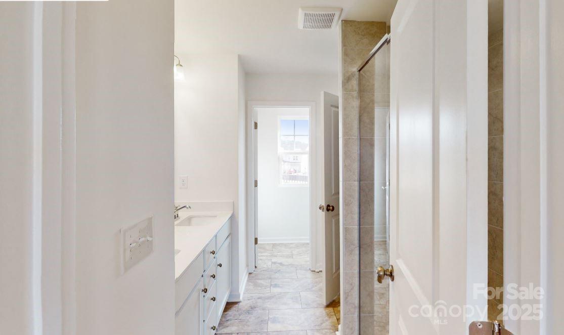 2074 Van Buren Road Property Photo 19