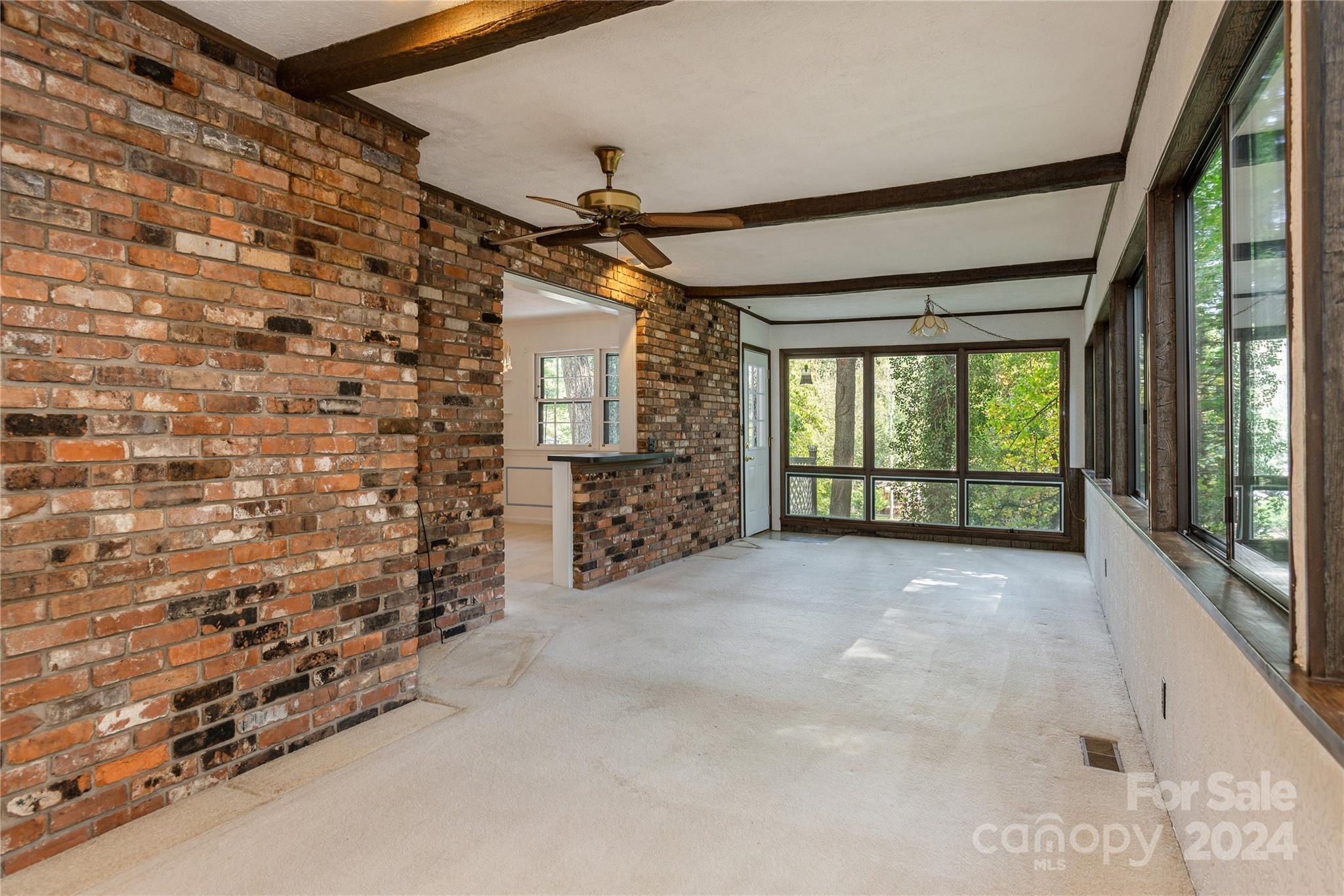 1010 Indian Hill Road Property Photo 17