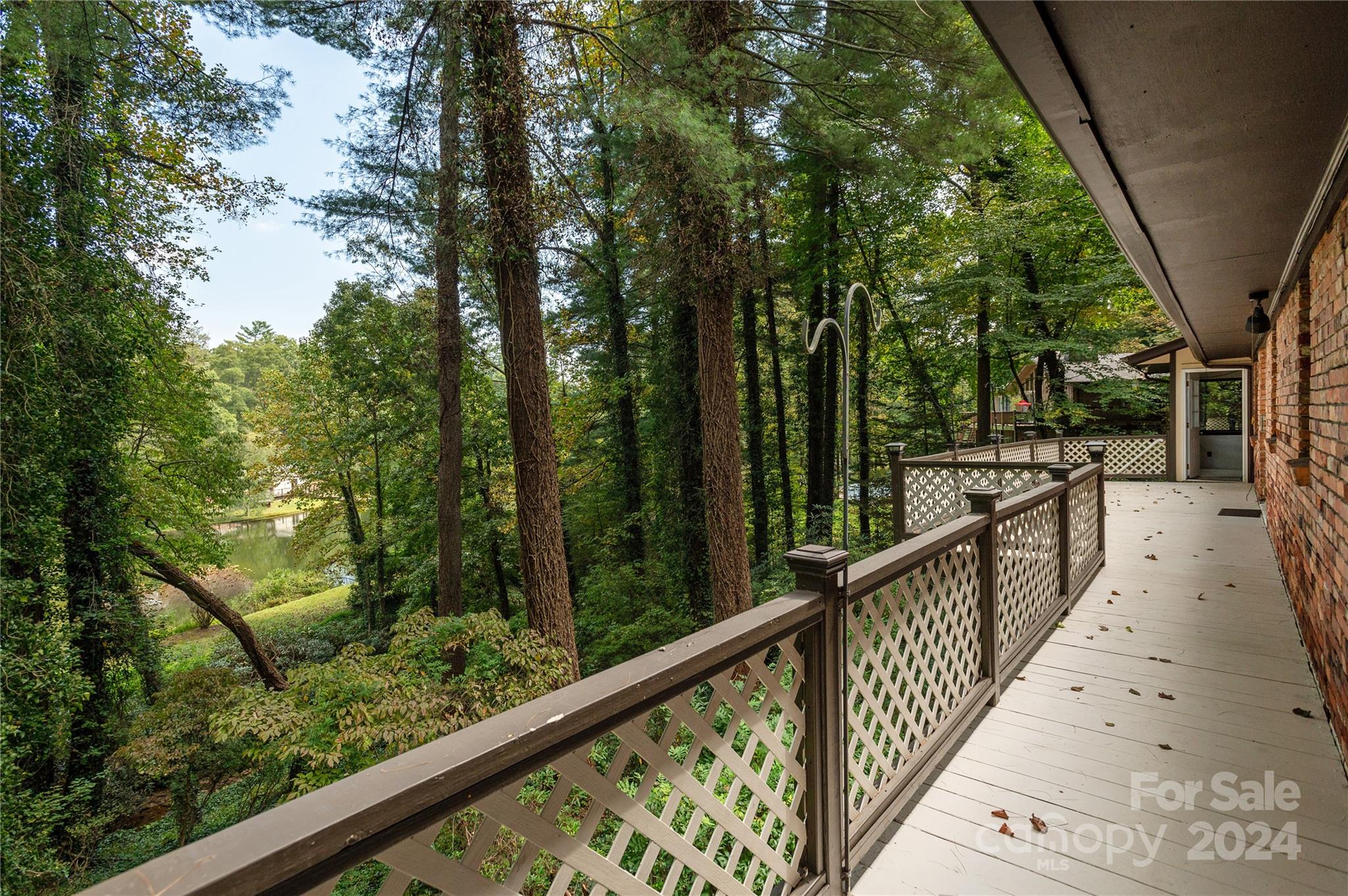 1010 Indian Hill Road Property Photo 20