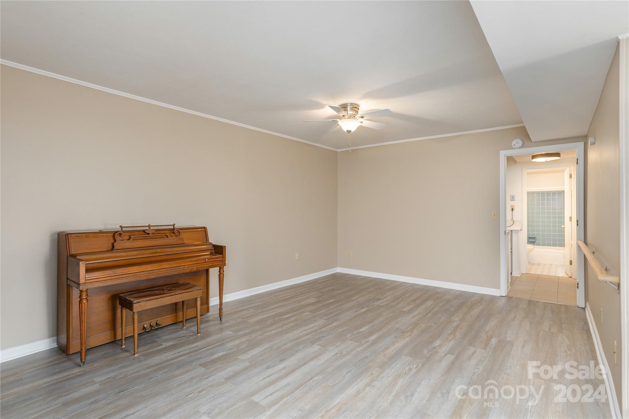 1010 Indian Hill Road Property Photo 33