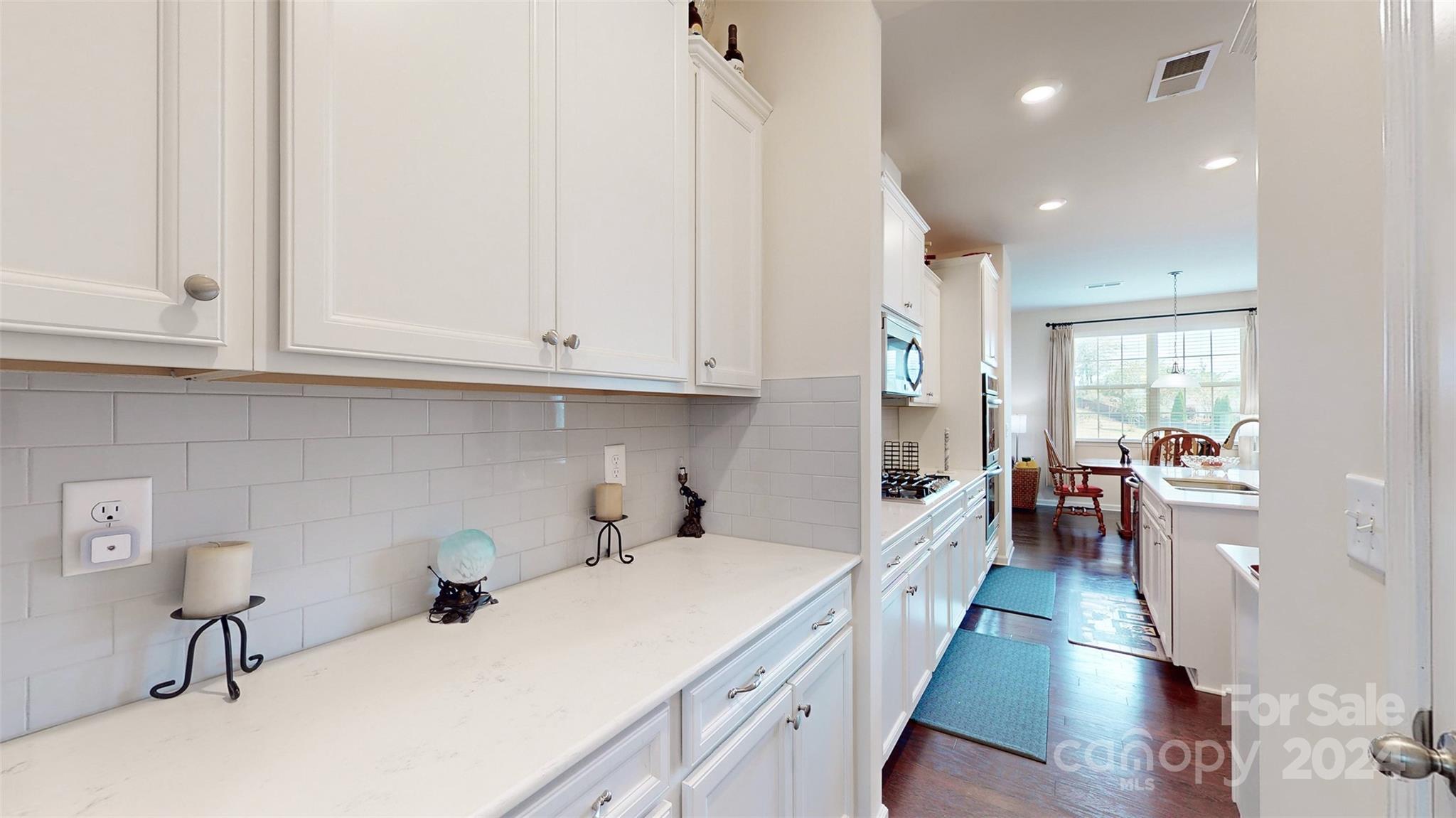 775 Kathy Dianne Drive Property Photo 12