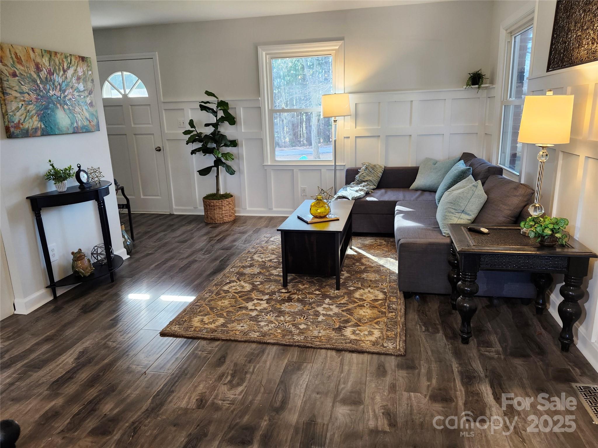 331 Sunderland Road Property Photo 13