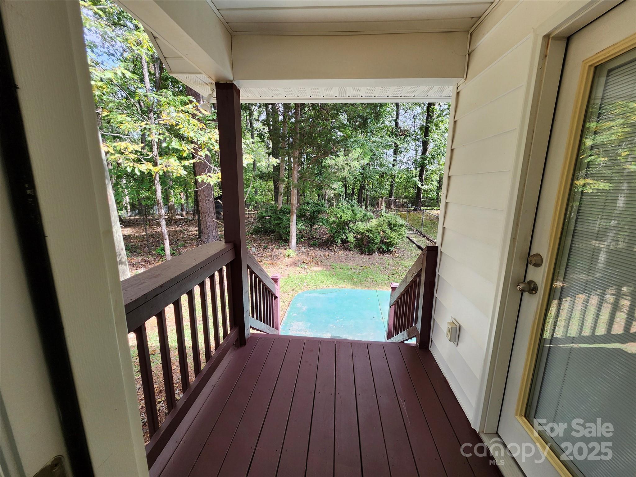 331 Sunderland Road Property Photo 18