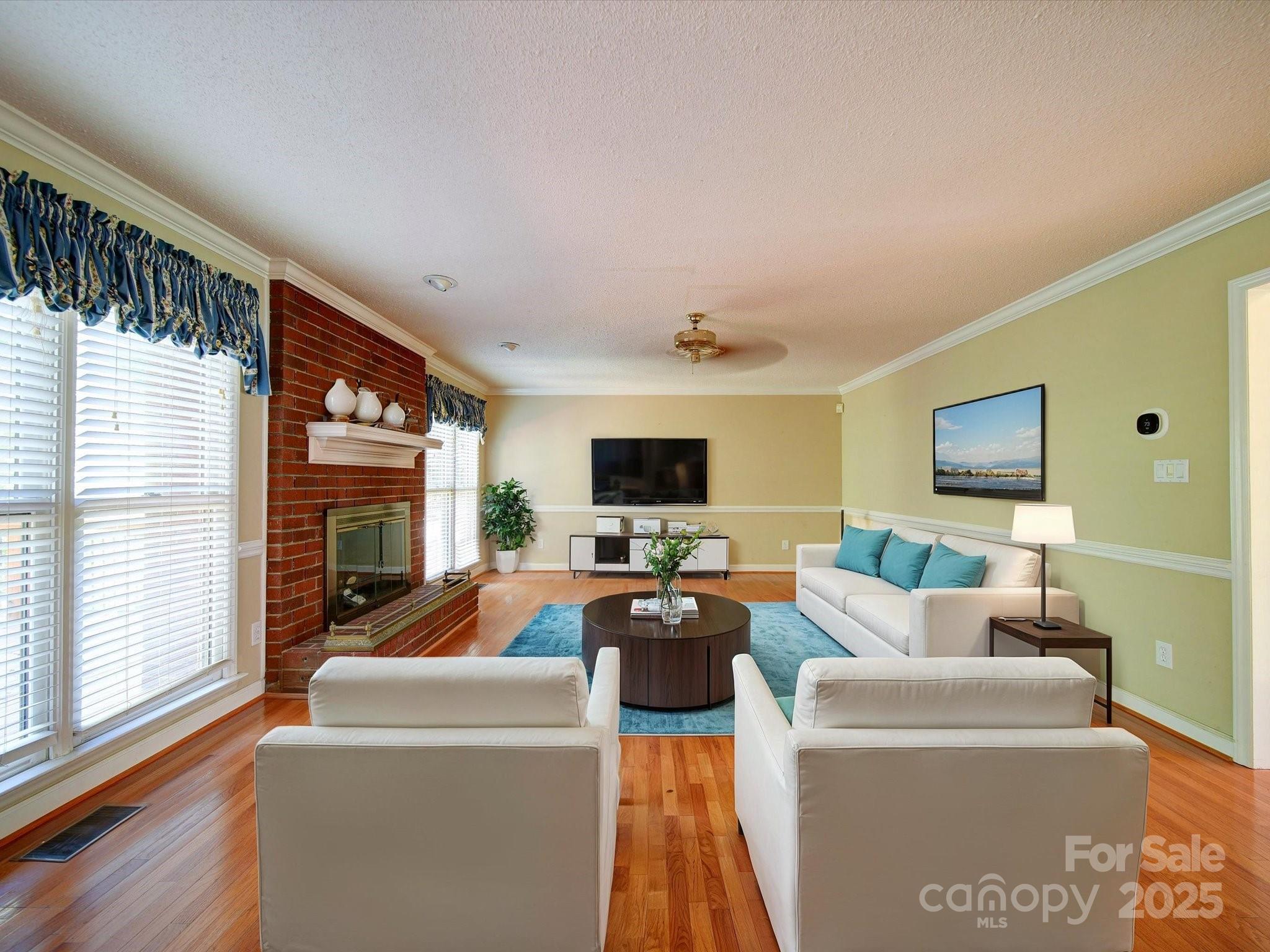 907 Weymouth Drive Property Photo 7