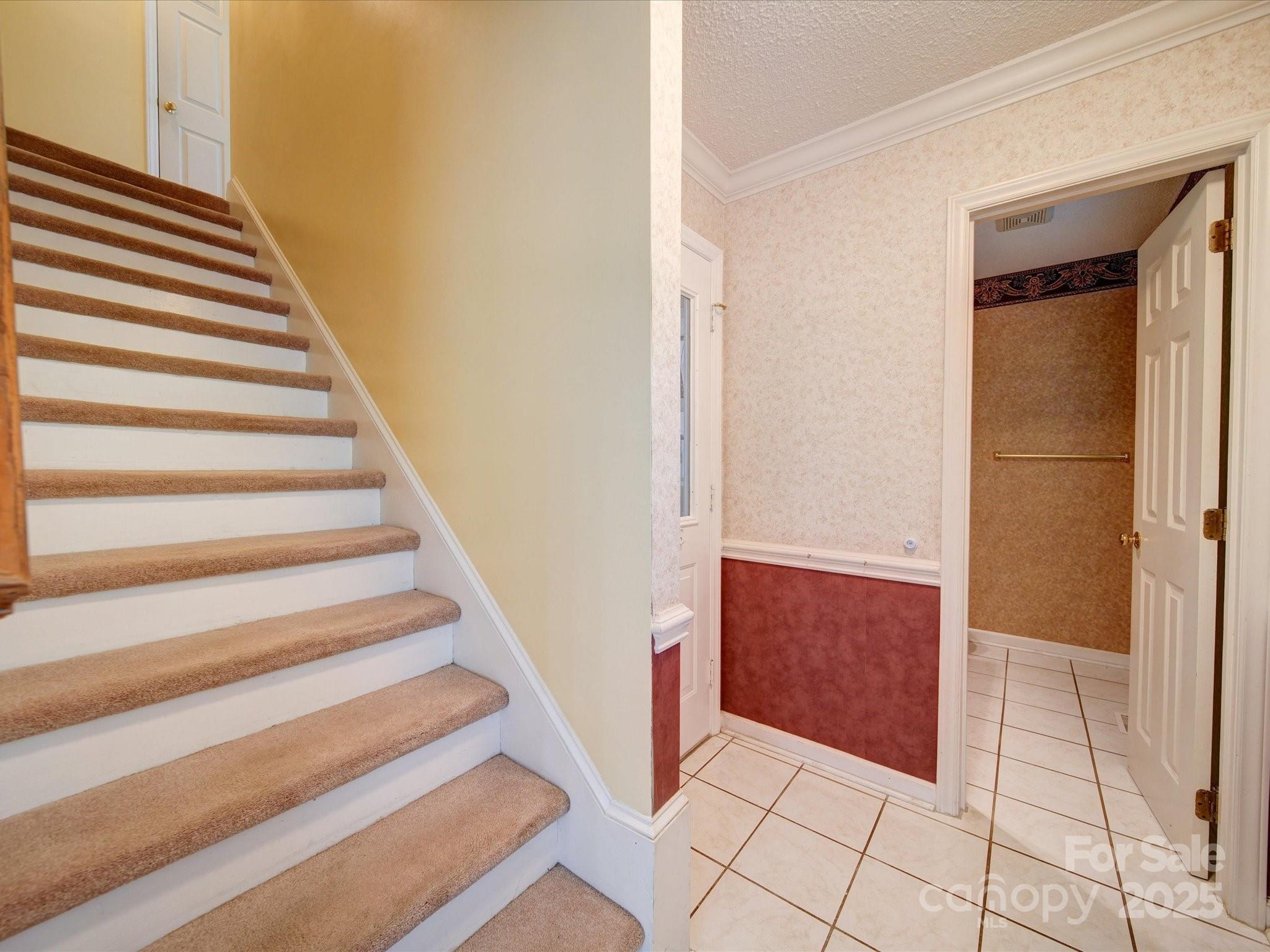 907 Weymouth Drive Property Photo 17
