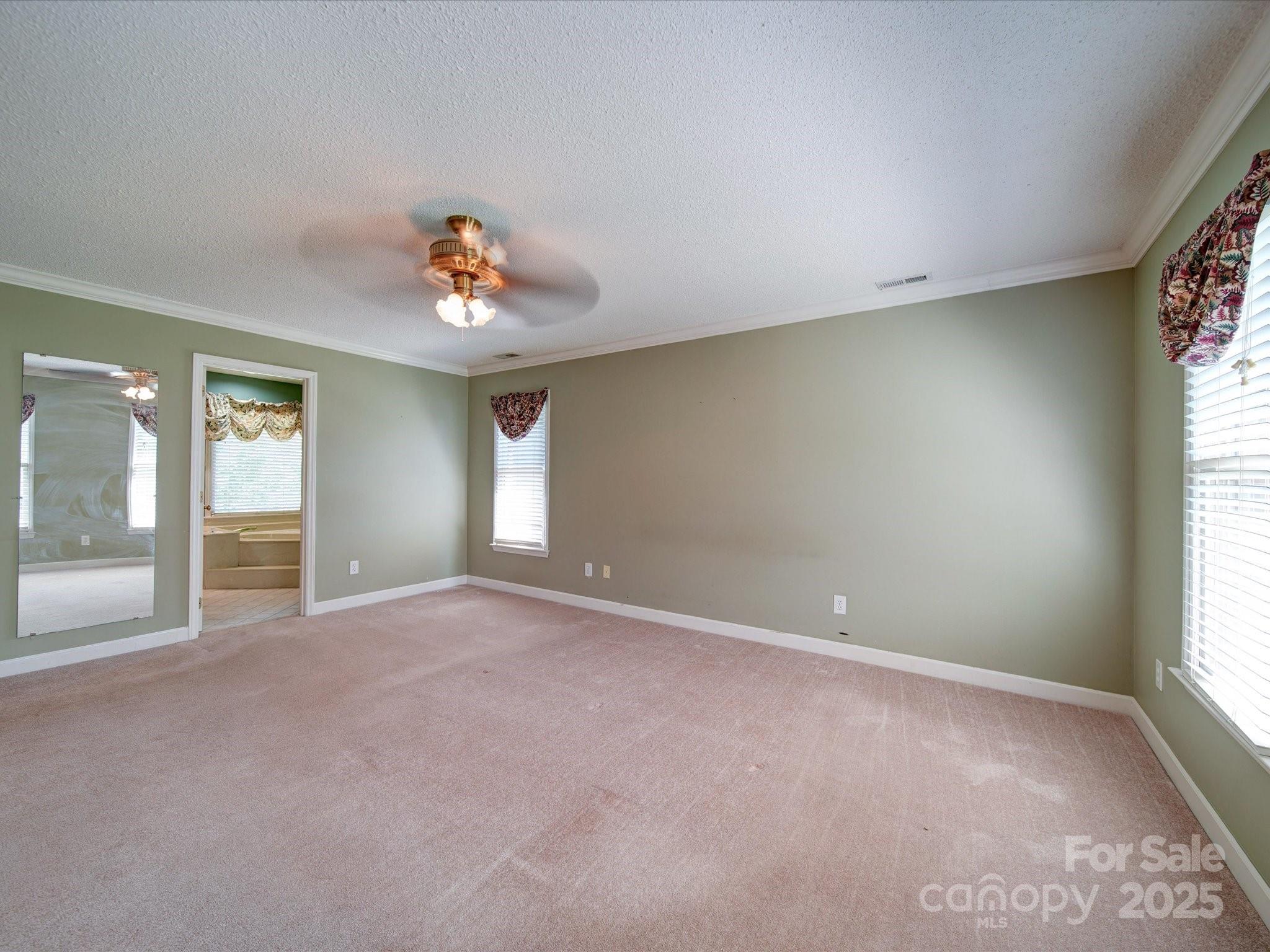 907 Weymouth Drive Property Photo 24