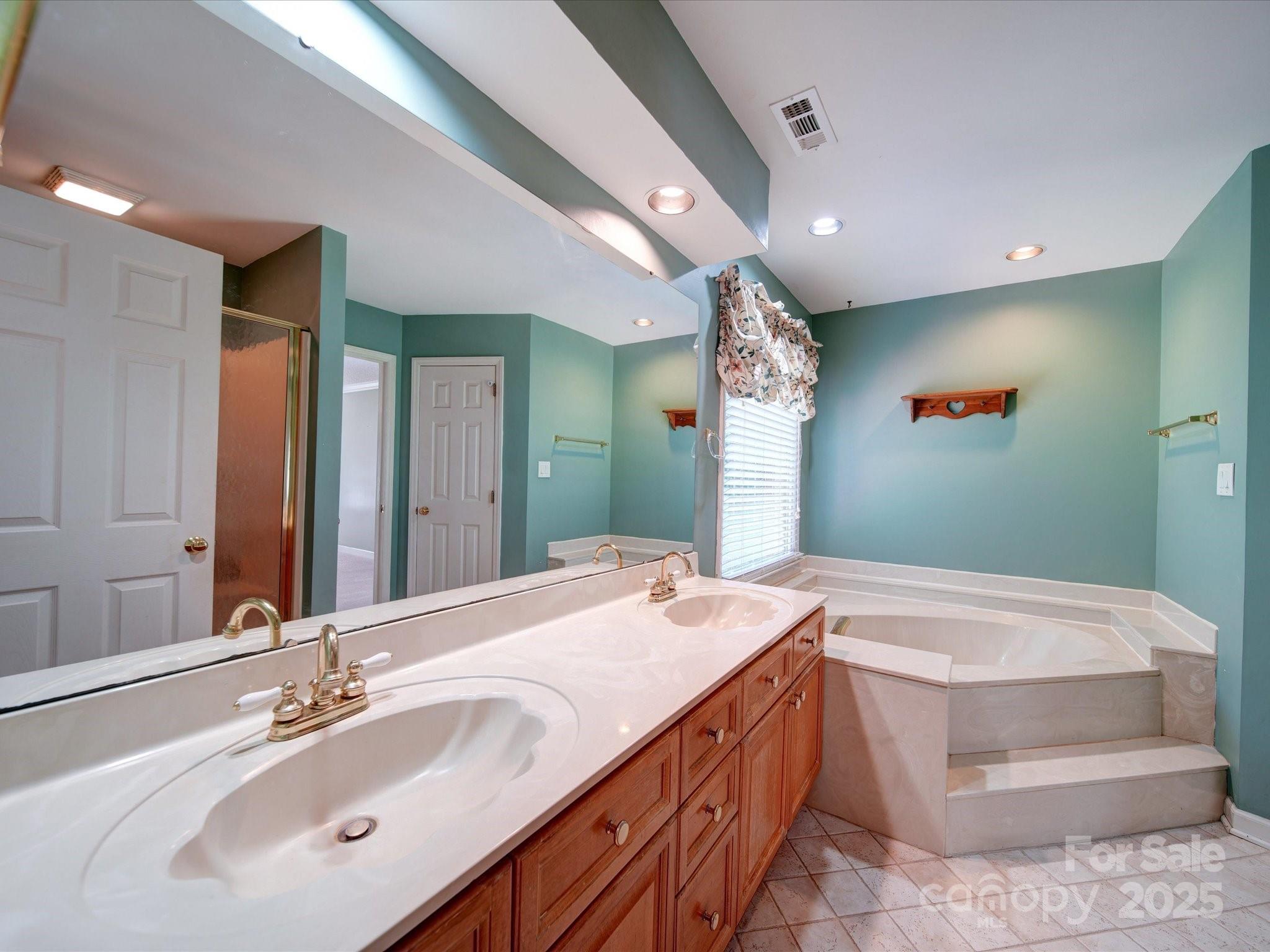 907 Weymouth Drive Property Photo 27