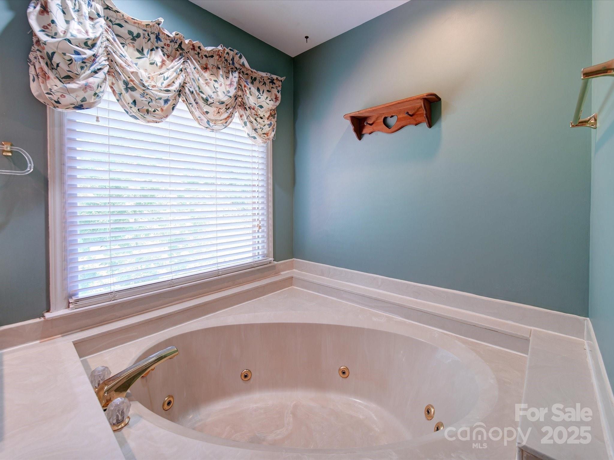 907 Weymouth Drive Property Photo 28