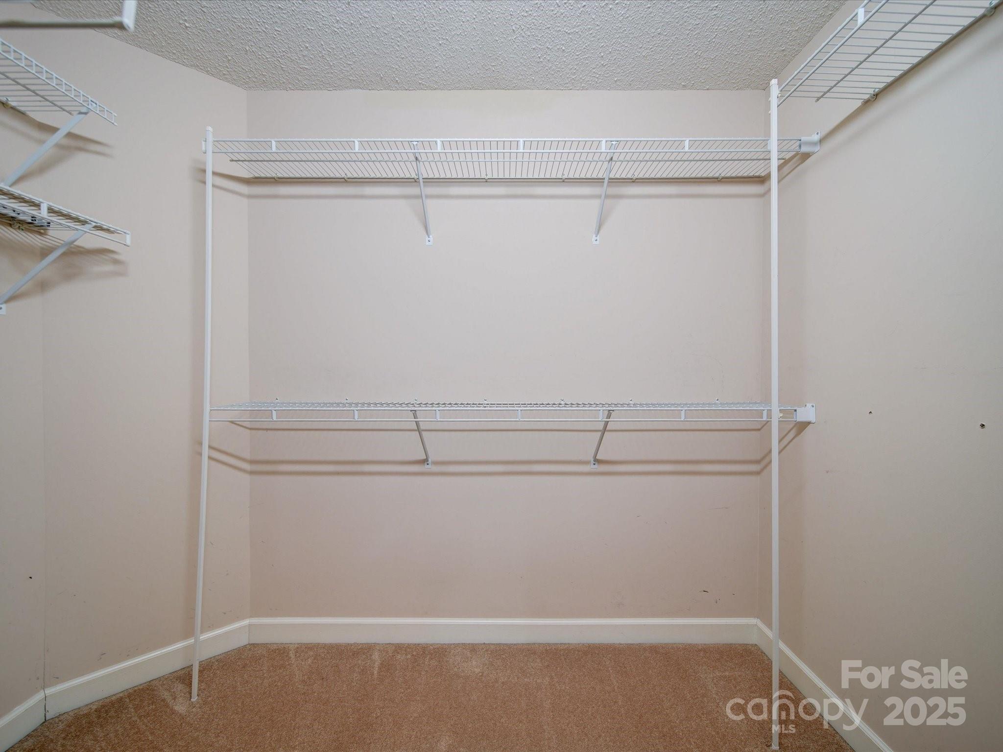 907 Weymouth Drive Property Photo 29