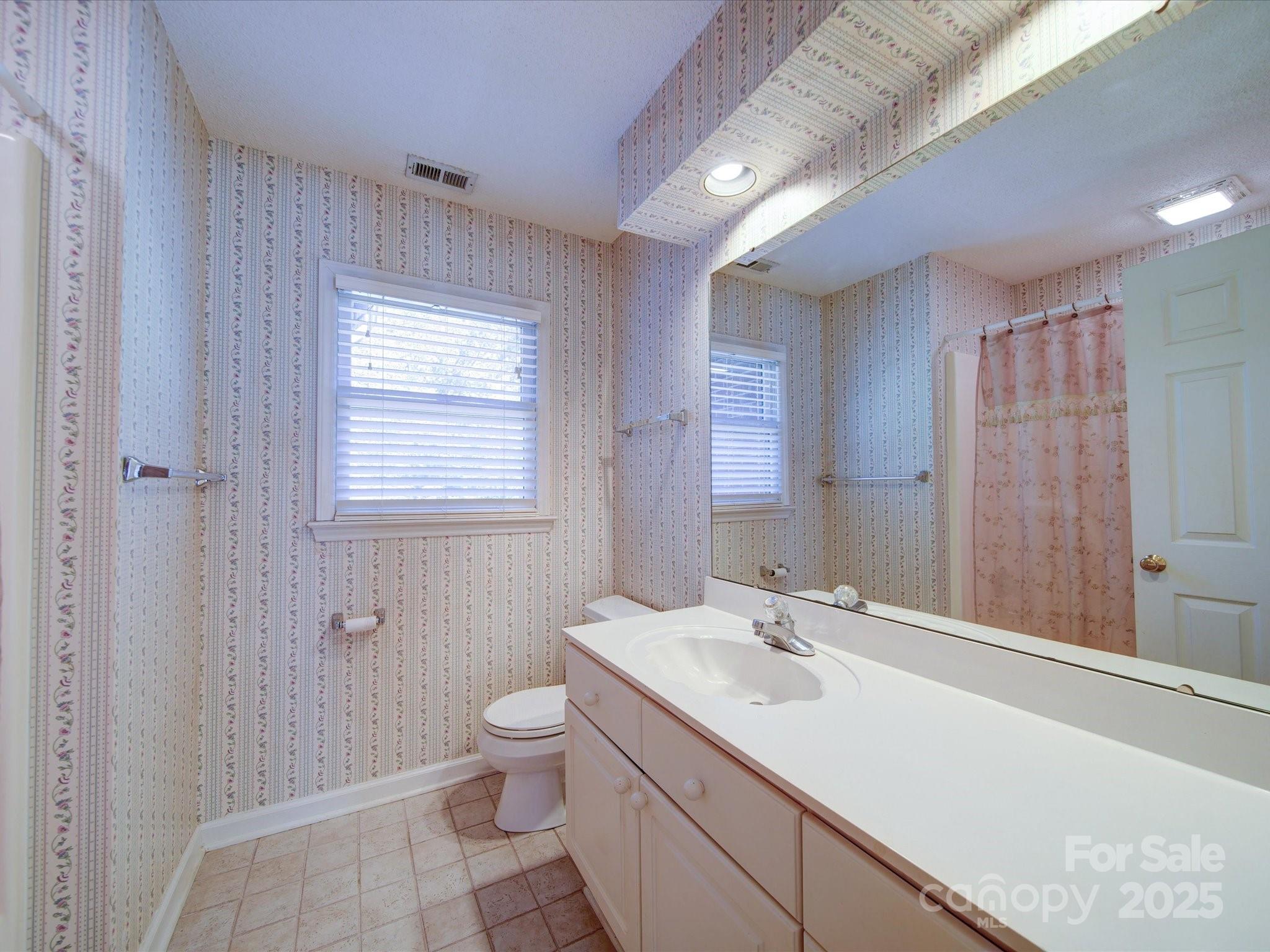 907 Weymouth Drive Property Photo 31